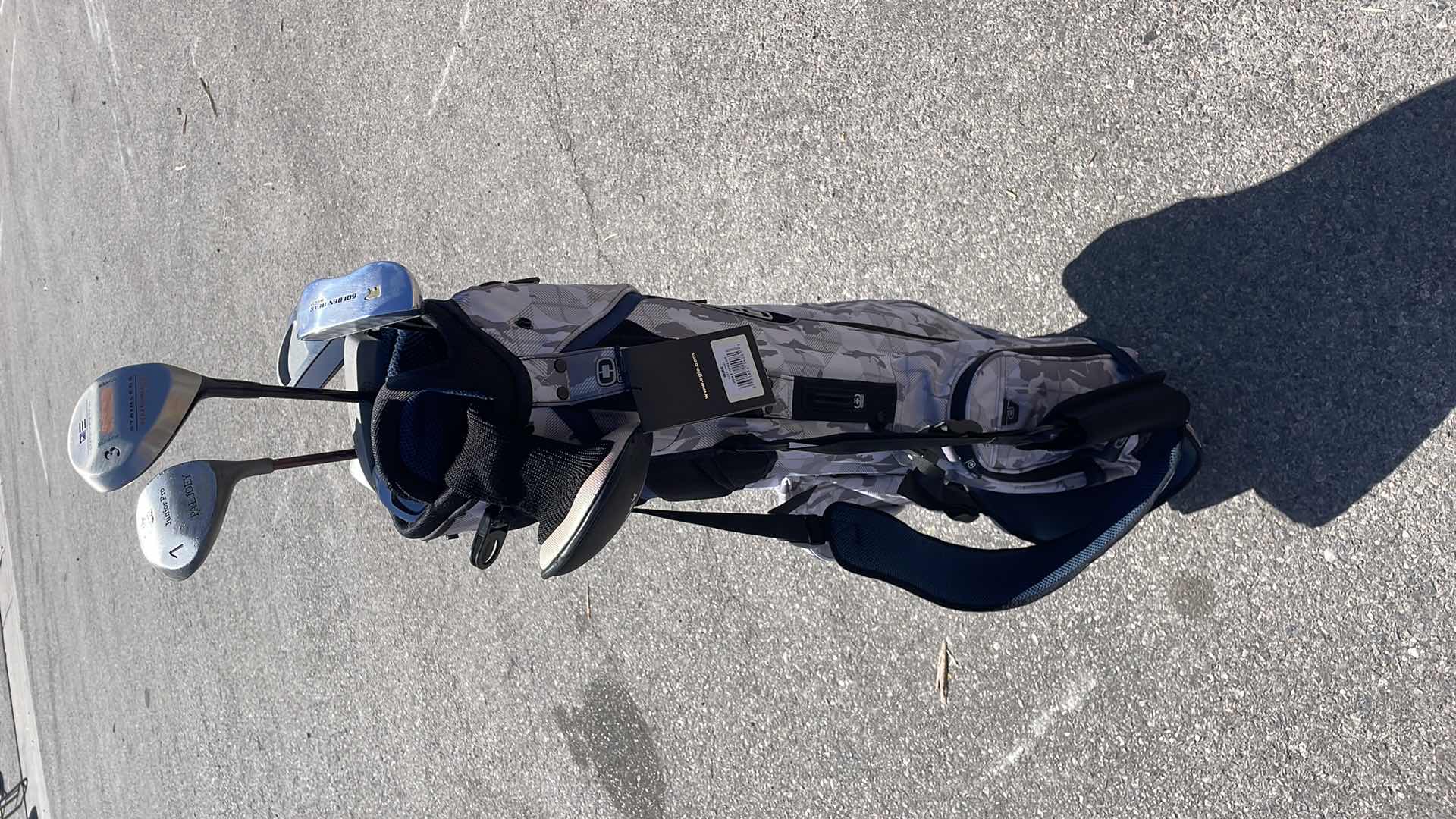 Photo 3 of OGIO WIRE STAND BAG HOTH CAMO WITH MISC GOLF CLUBS RIGHT HANDED AND LEFT-HANDED