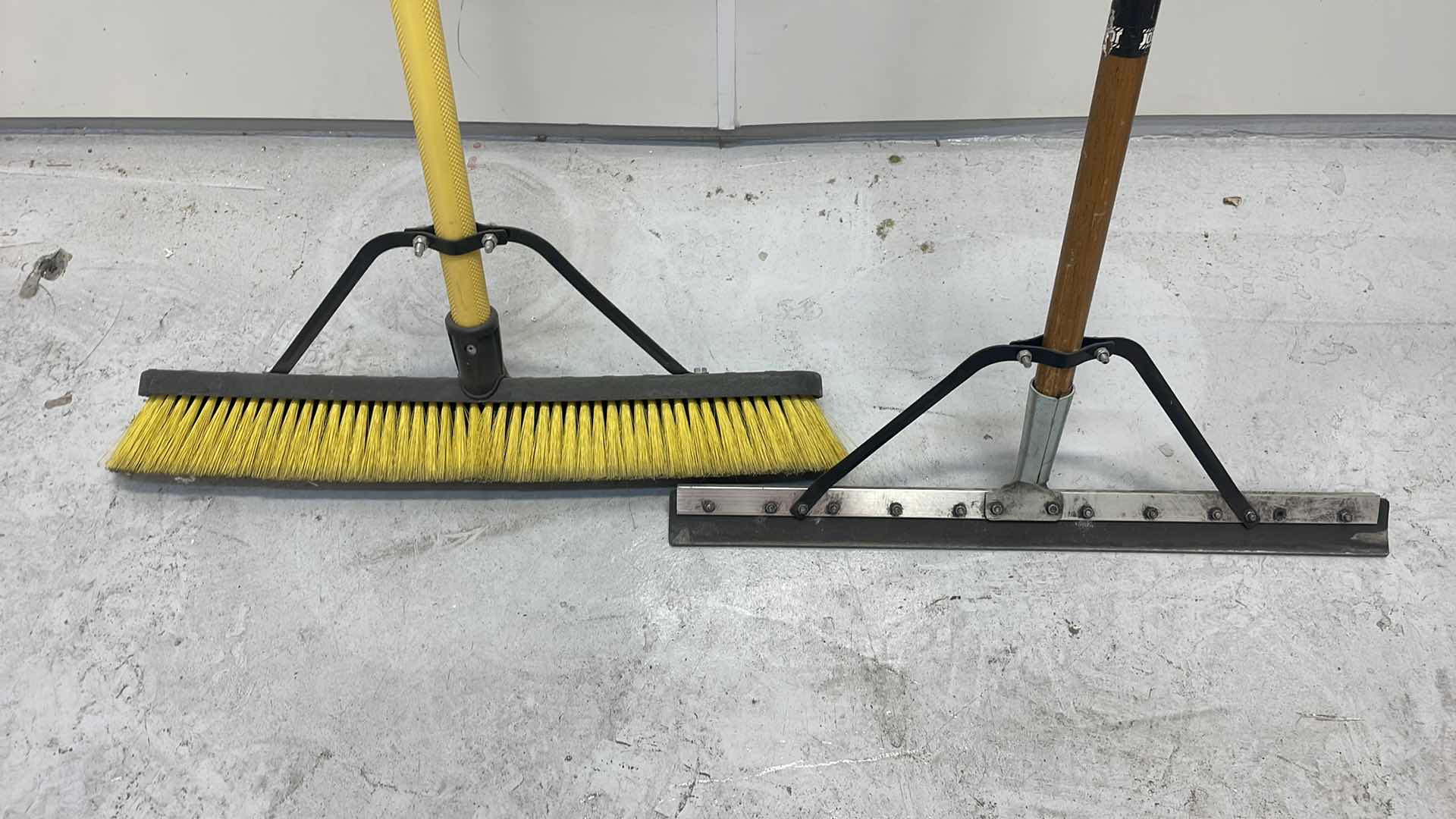 Photo 3 of JOBSITE BROOM AND 24” FLOOR SQUEEGEE