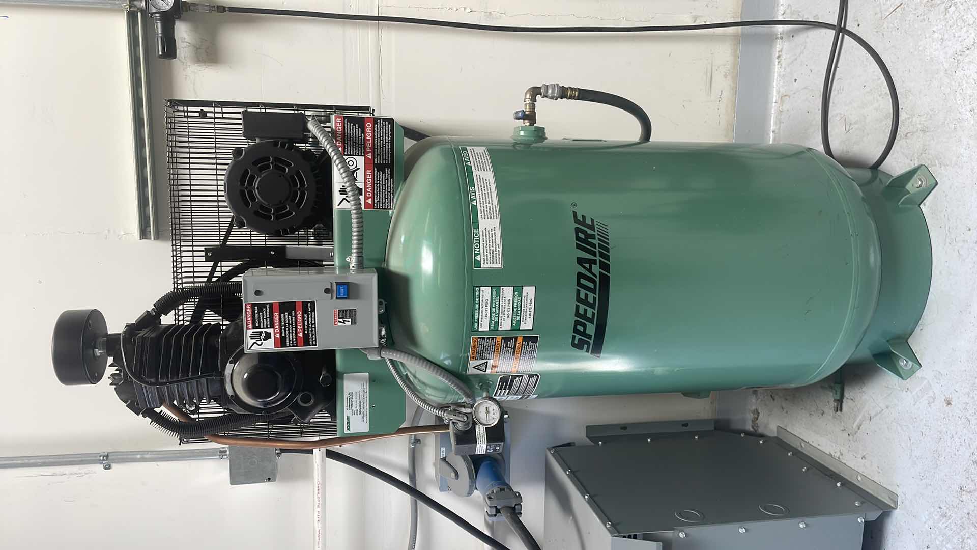 Photo 2 of SPEEDAIRE MODEL 1WD55 3 PHASE VERTICAL TANK MOUNTED AIR COMPRESSOR 5HP 80 GALLON CAP. 175 PSI  30A