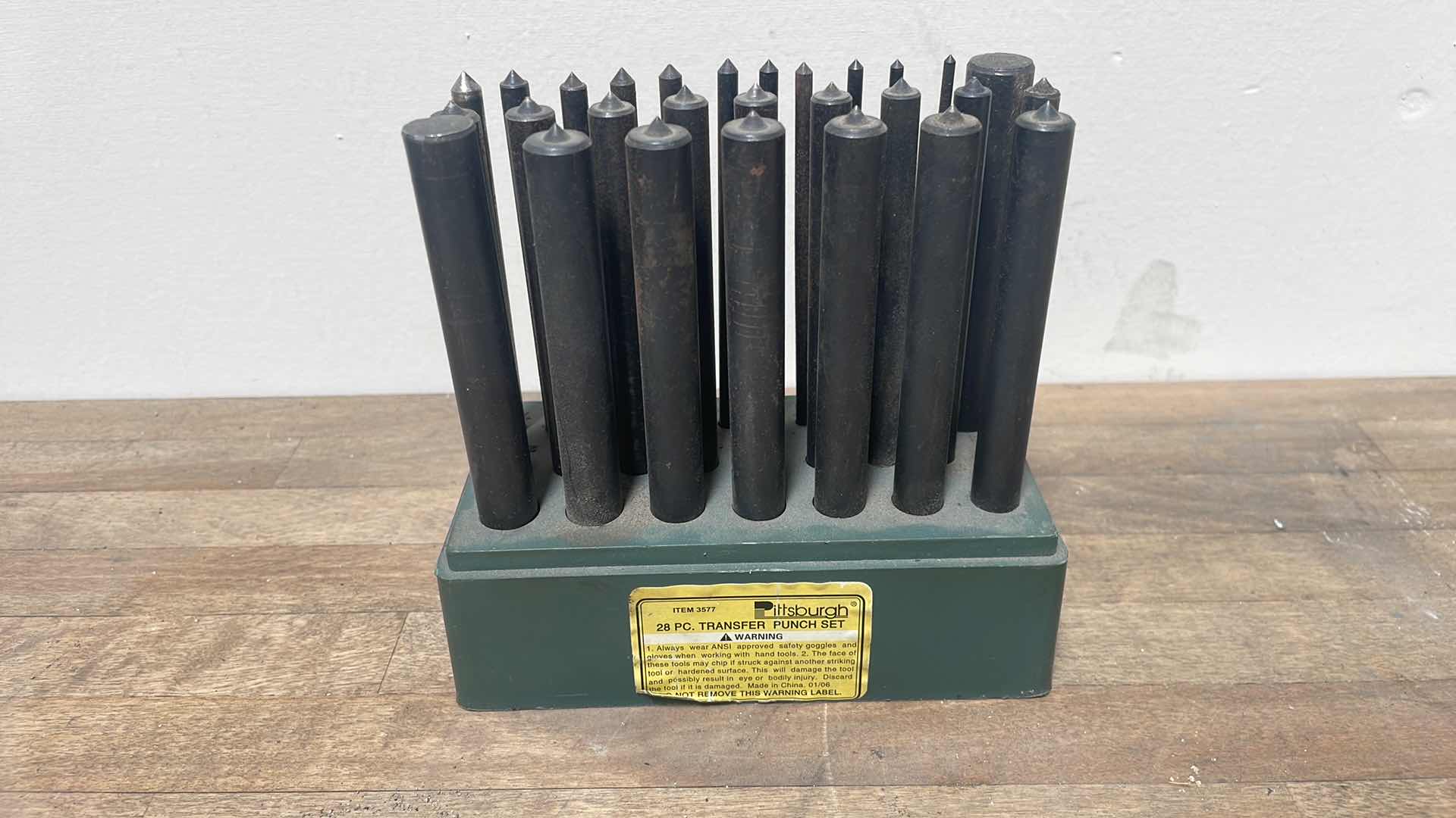 Photo 1 of PITTSBURGH 28 PC TRANSFER PUNCH SET