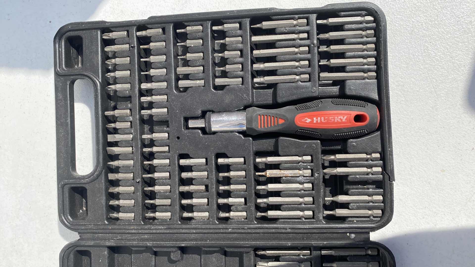 Photo 3 of HUSKY 109 PC SCREW DRIVER SET 
MISSING 3