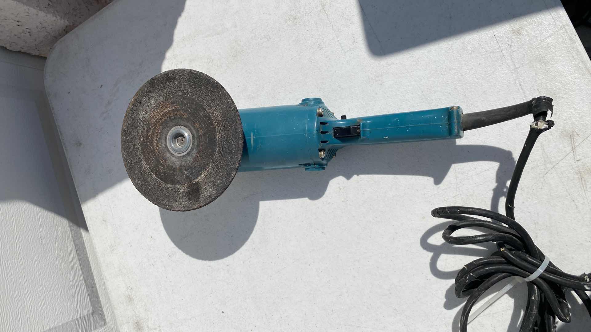 Photo 4 of MAKITA 125MM DISC GRINDER