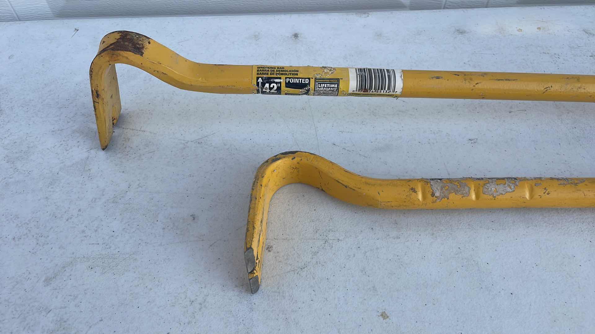 Photo 2 of DEWALT WRECKING BARS 42”, 24”