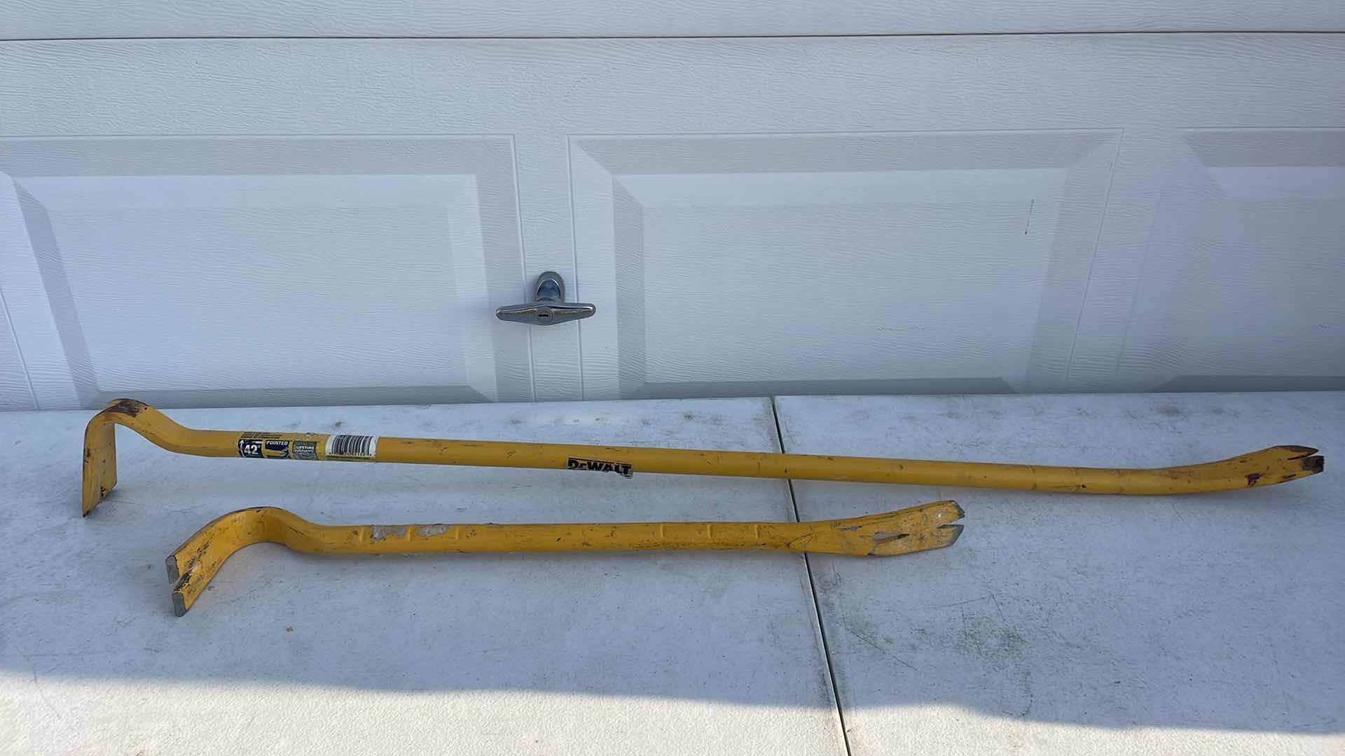 Photo 1 of DEWALT WRECKING BARS 42”, 24”