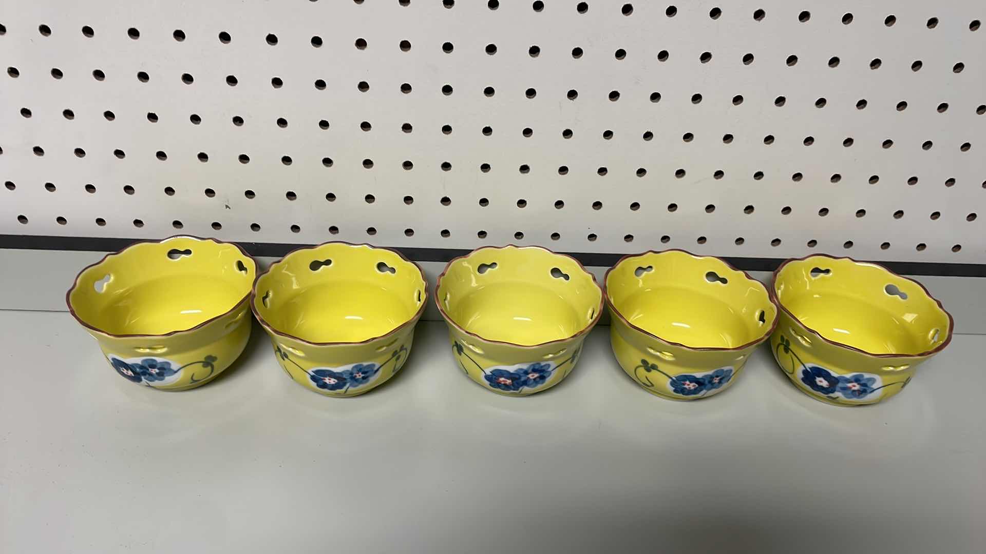 Photo 2 of ARITA WARE SHOJAMA KILN FOUR SEASONS YUMESAI YELLOW GLAZE WATERMARK YELLOW BASE, SMALL BOWLS (5)