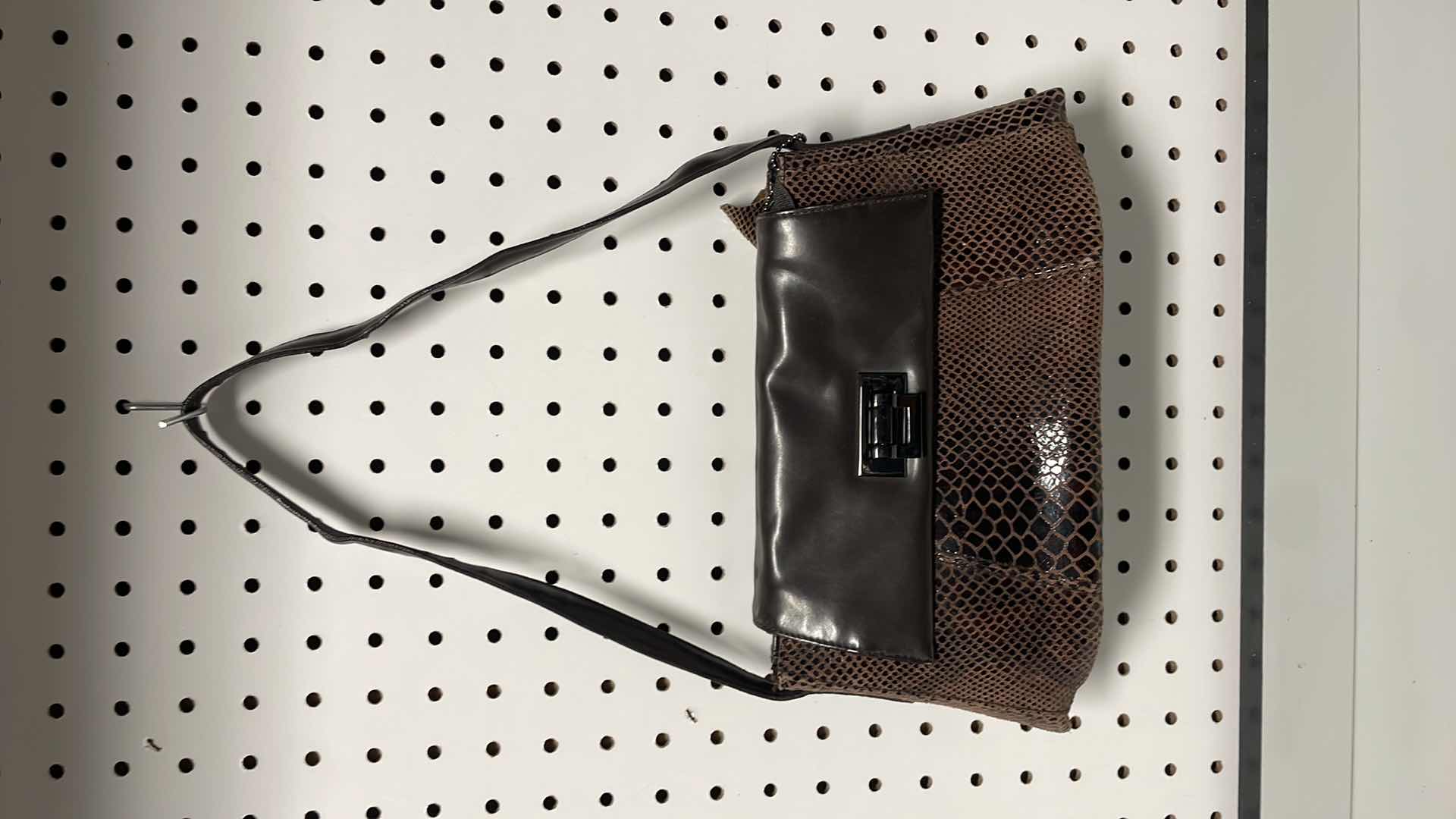 Photo 1 of MC MARC CHANEL PURSE AUTHENTICITY IS UNKNOWN