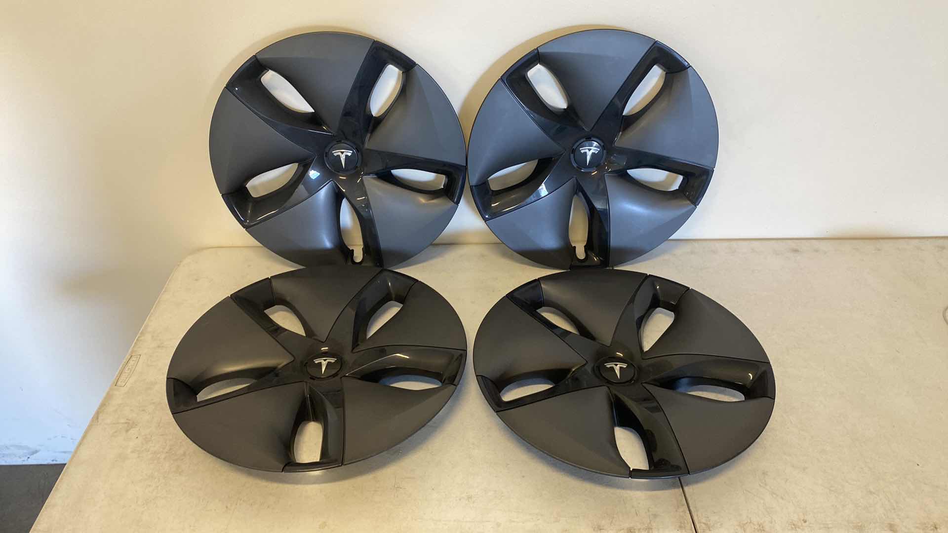 Photo 1 of TESLA MODEL 3 HUB CAPS 18"