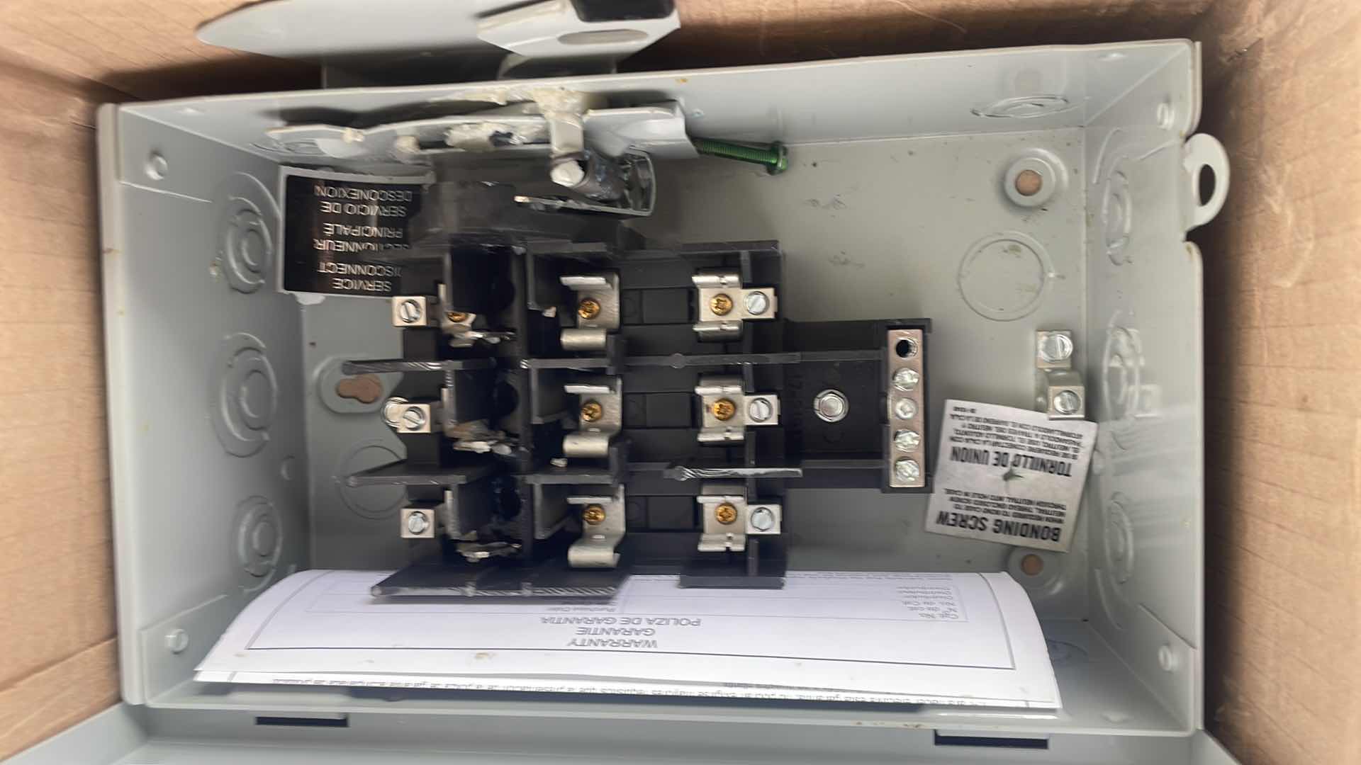 Photo 1 of EATON DG321NGB GENERAL DUTY SAFETY SWITCH 30A