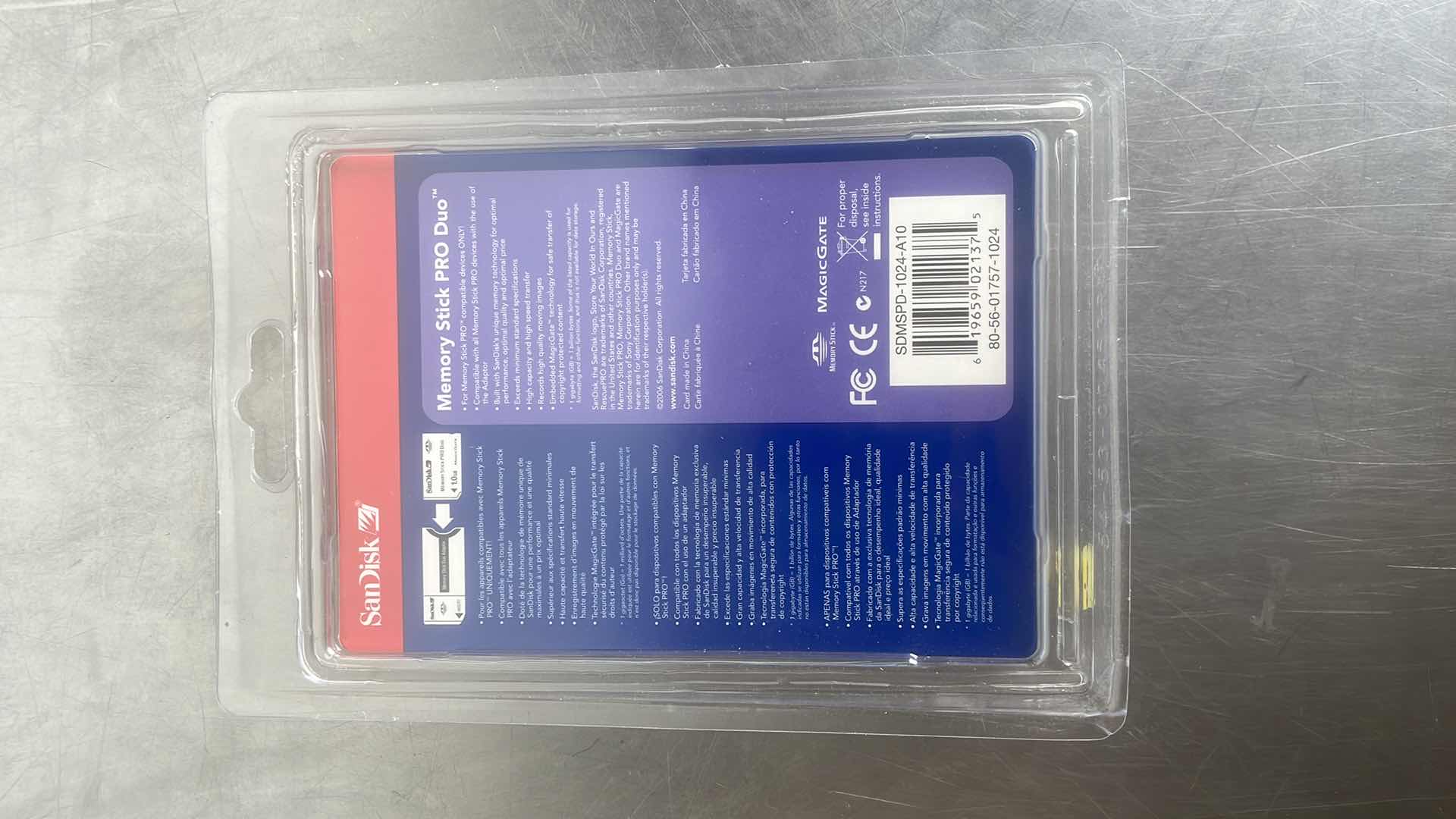 Photo 1 of SANDISK 1GB MEMORY STICK PRO DUOPRO- SDMSPD-1024-A10