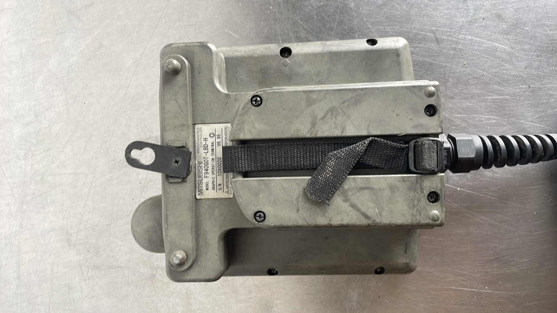 Photo 1 of MITSUBISHI F940GOT-LBD-H
INDUSTRIAL PROGRAMMABLE CONTROLLER
SCREEN