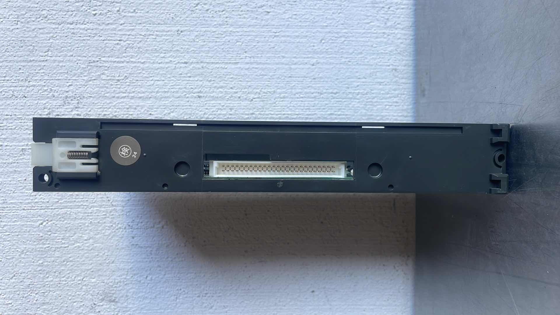 Photo 1 of MITSUBISHI A68AD ANALOG-TO-DIGITAL (A/D) CONVERTER MODULE
