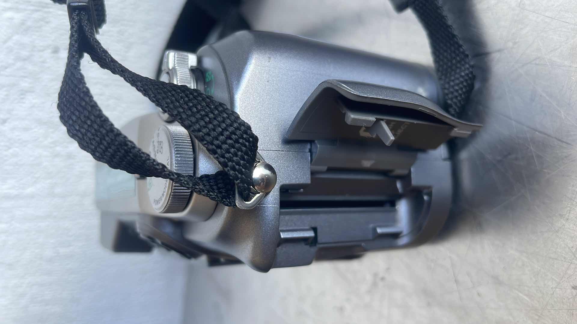 Photo 1 of OLYPMUS CAMEDIA DIGITAL CAMERA C-4000 ZOOM PLUS ALL WIRING