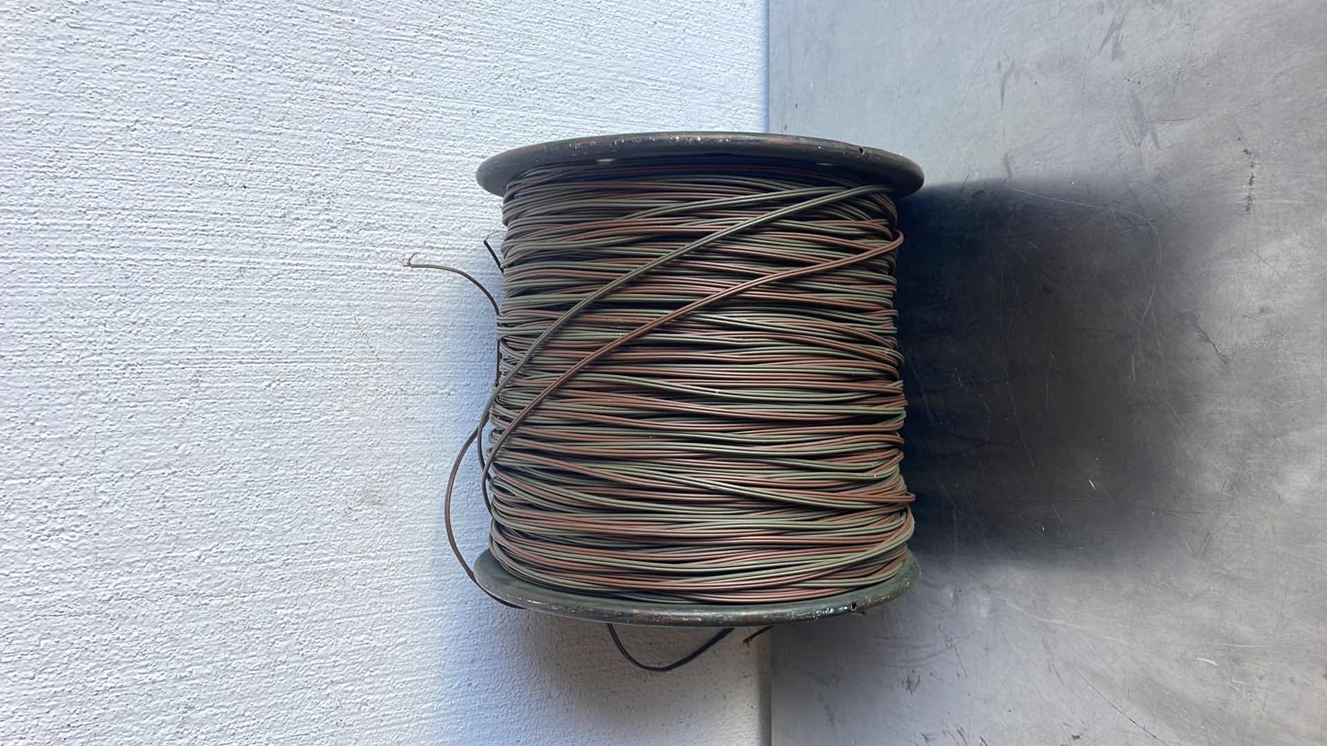 Photo 1 of MILITARY TELEPHONE RADIO WIRE SPOOL
WF16U, 6145-01-259-9203