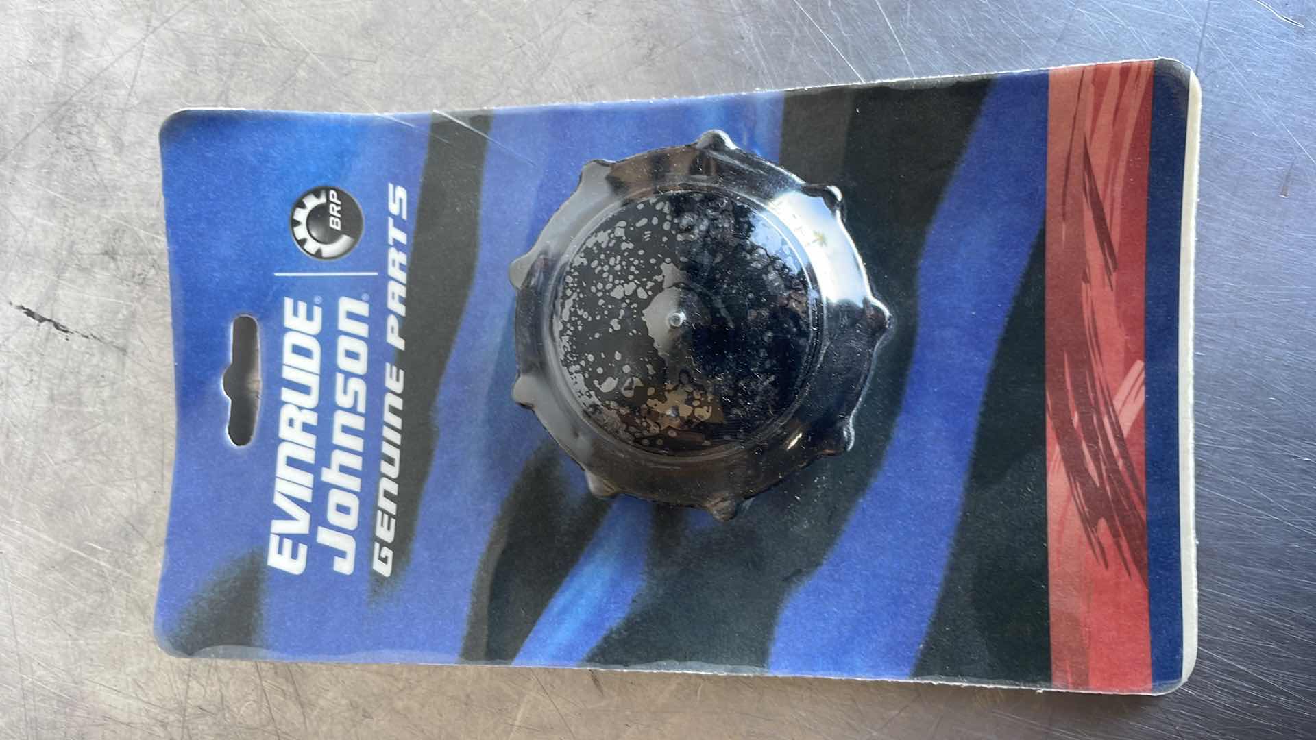 Photo 1 of JOHNSON EVINRUDE OMC NEW OEM GAS TANK CAP, 0763525 25 PCS
