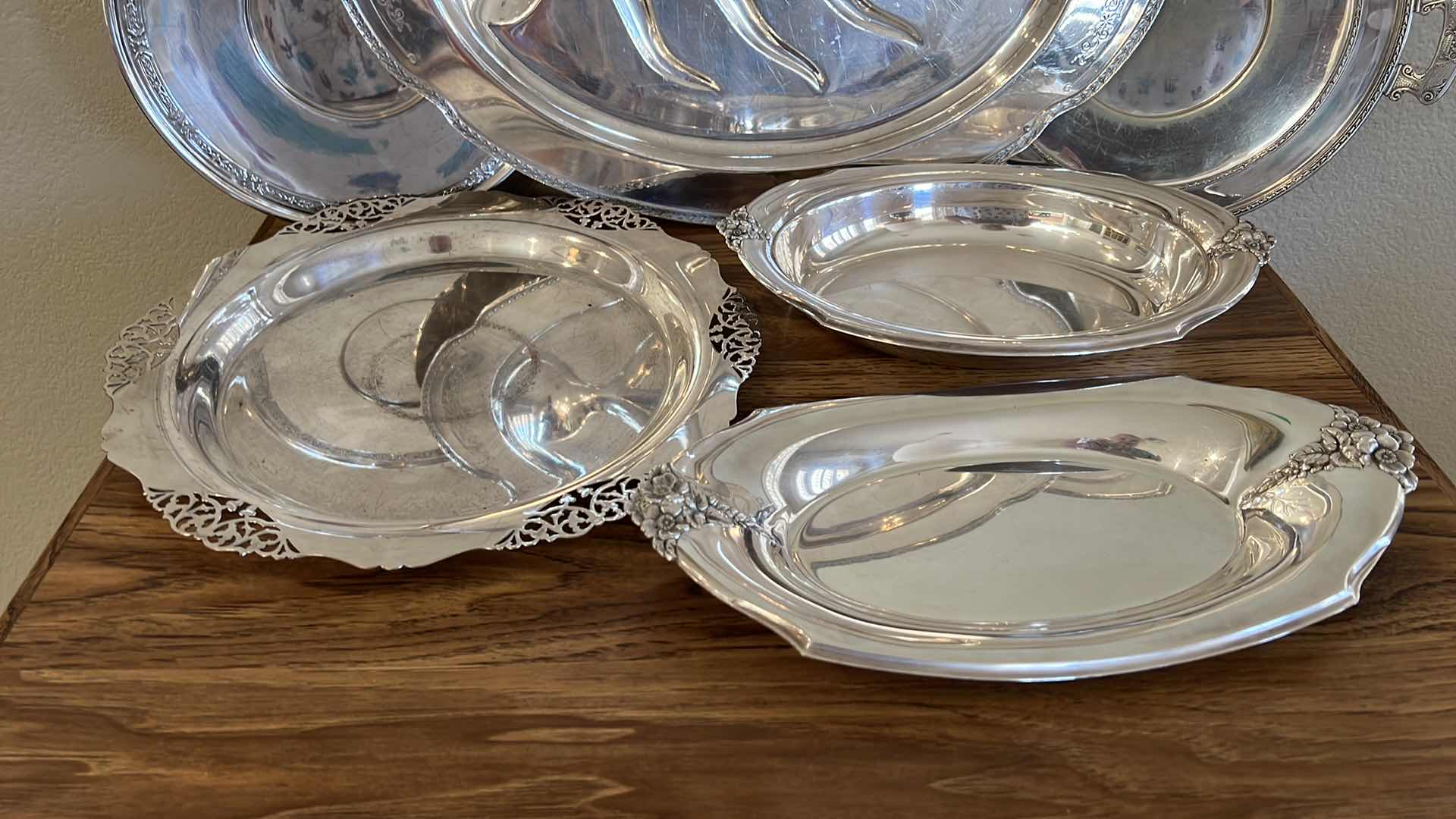 Photo 5 of 6 VINTAGE SILVER-PLATED SERVING TRAYS