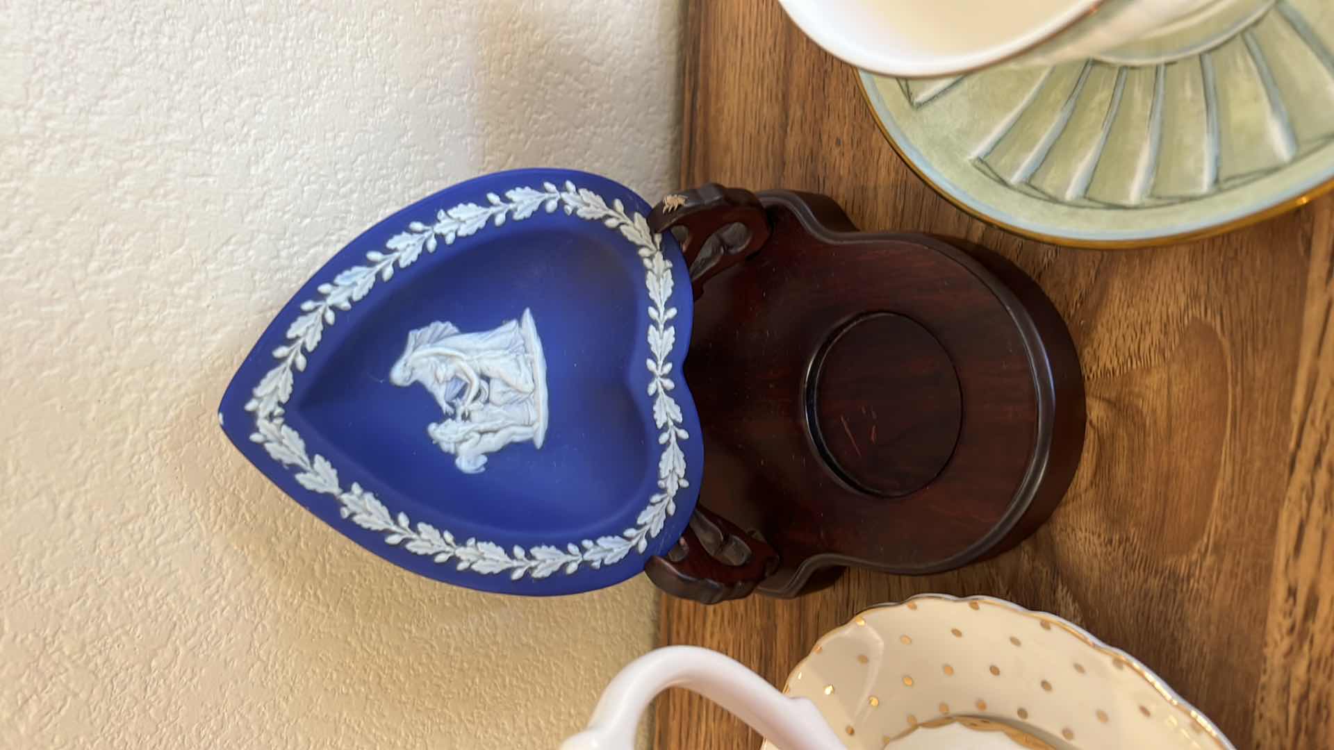 Photo 6 of 3 TEACUPS AND SAUCER SETS, BLUE HEART ON WOOD STAND