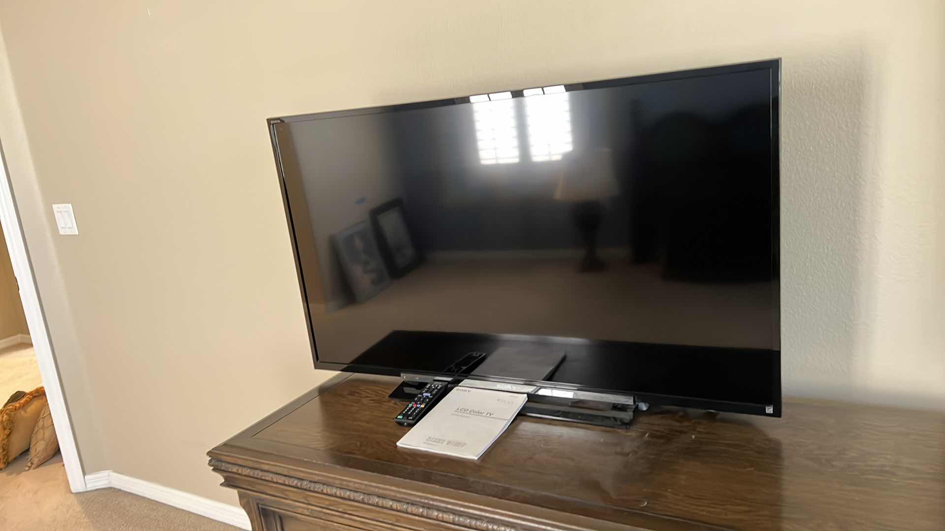 Photo 2 of 46” SONY BRAVIA LCD COLOR TV W REMOTE