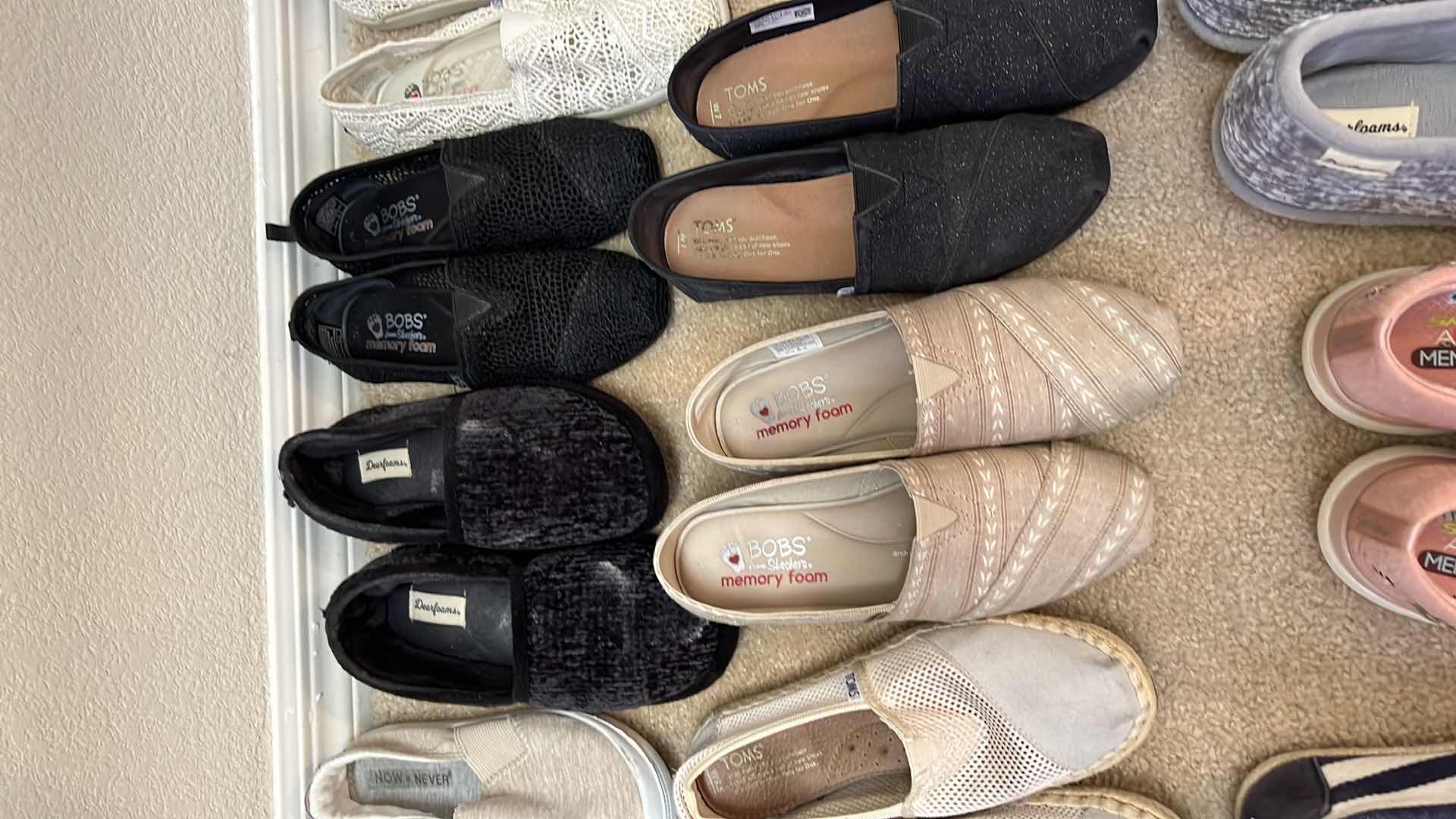 Photo 4 of 17 PAIRS OF LADIES SHOES (7-8)