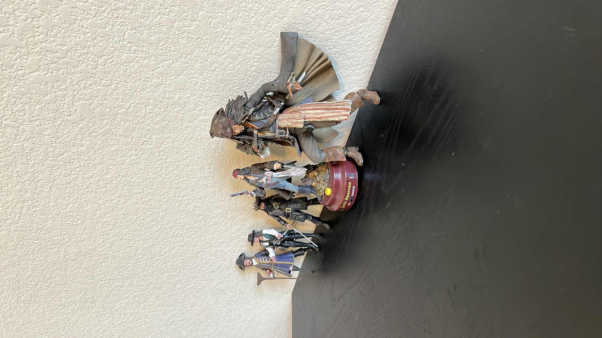 Photo 2 of 5 PIRATES OF THE CARIBBEAN FIGURINES/TOYS