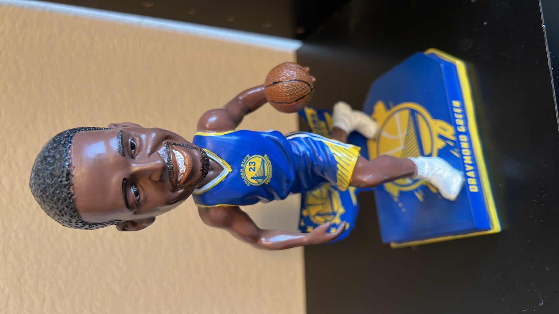 Photo 1 of GOLDEN STATE WARRIORS DRAYMOND GREEN 23 BOBBLE HEAD COLLECTIBLE