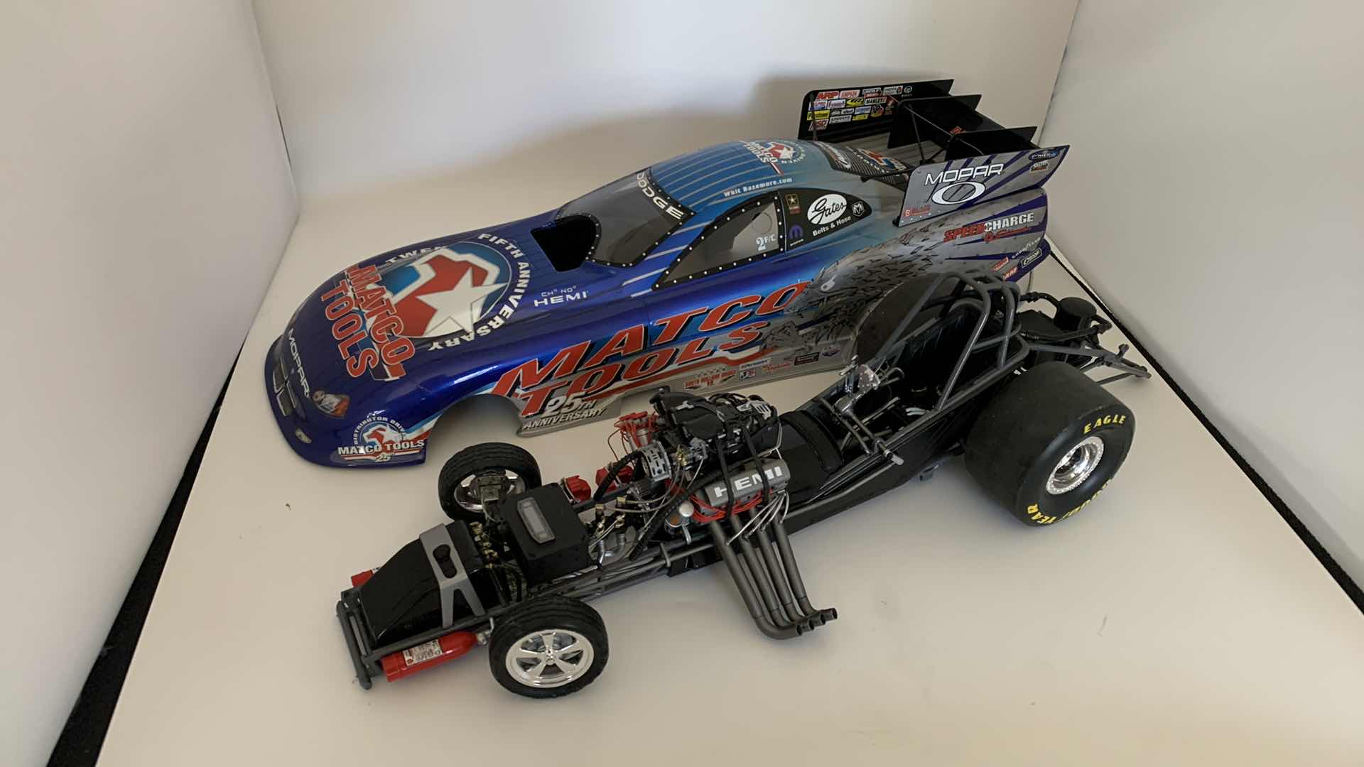 Photo 2 of WHIT BAZEMORE FUNNY CAR MODEL.