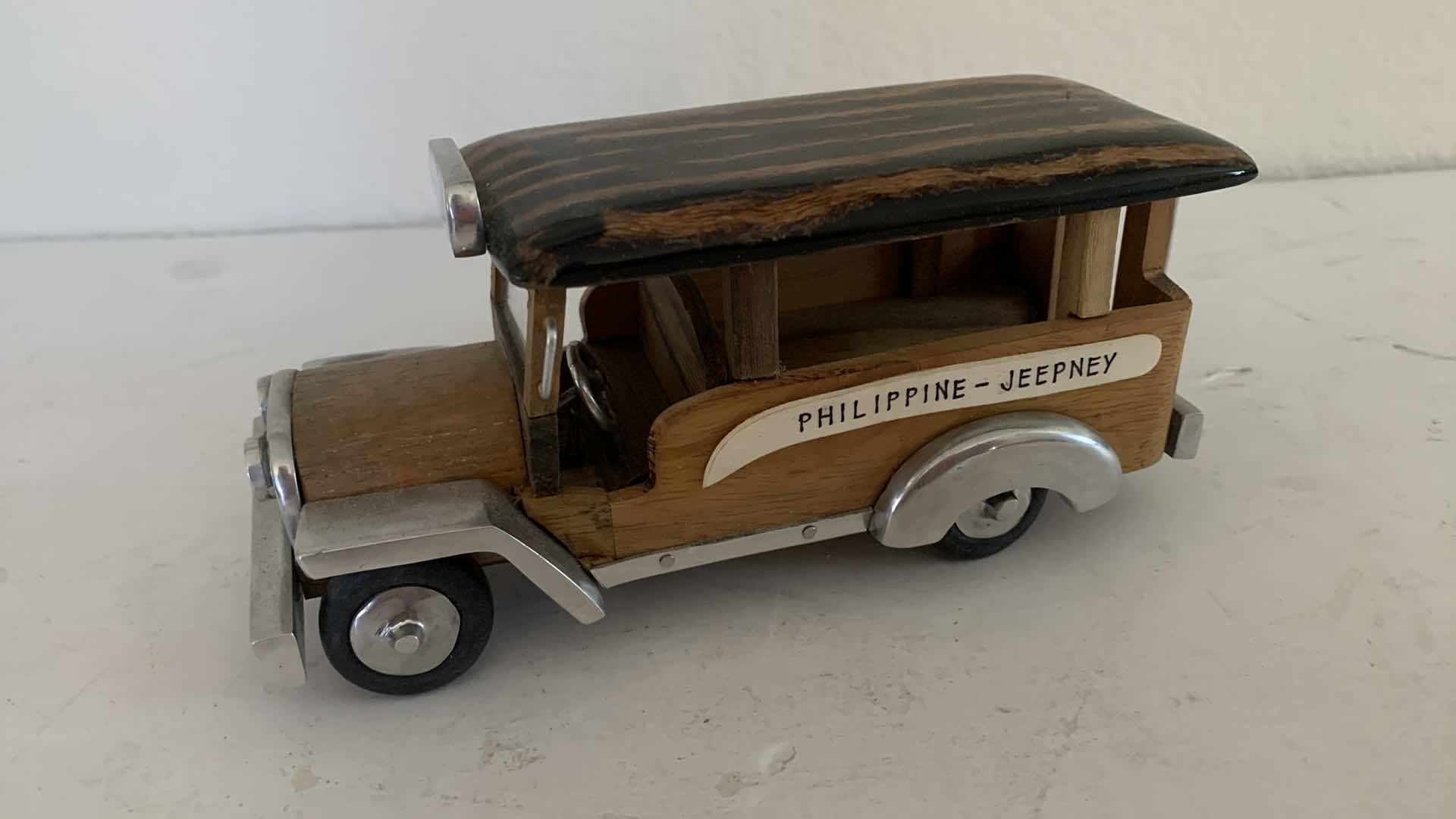 Photo 2 of HAND CRAFTED WOOD PHILIPPINE-JEEPNEY 7”