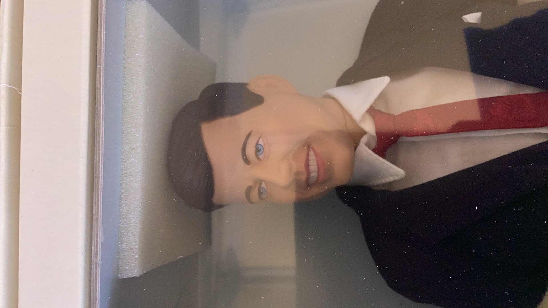 Photo 2 of FRANKLIN MINT JOHN FITZGERALD KENNEDY J.F.K DOLL 16” TALL