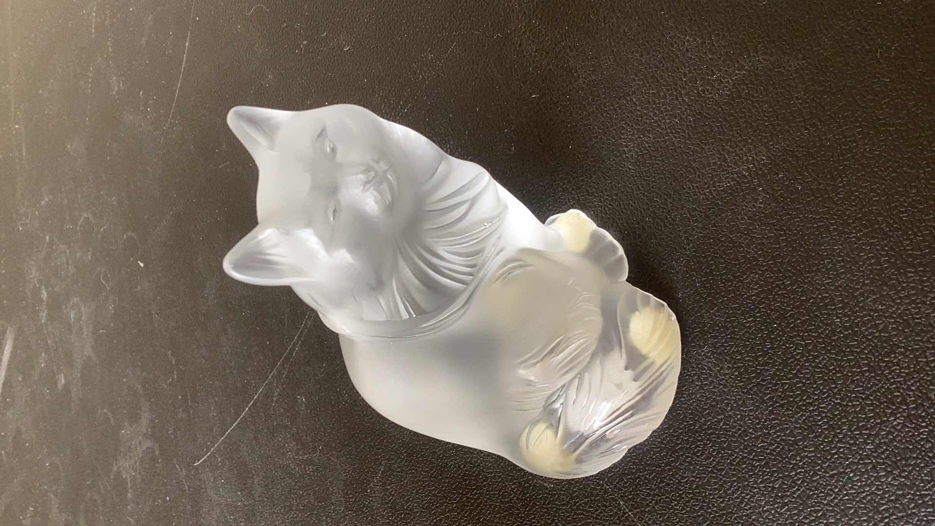 Photo 1 of LALIQUE CRYSTAL HEGGIE CAT 