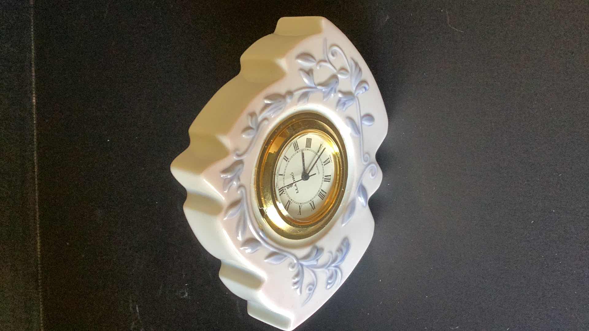 Photo 1 of LLADRO VINTAGE MARBELLA TABLE TOP #5652 PORCELAIN CLOCK 4” X 3” 