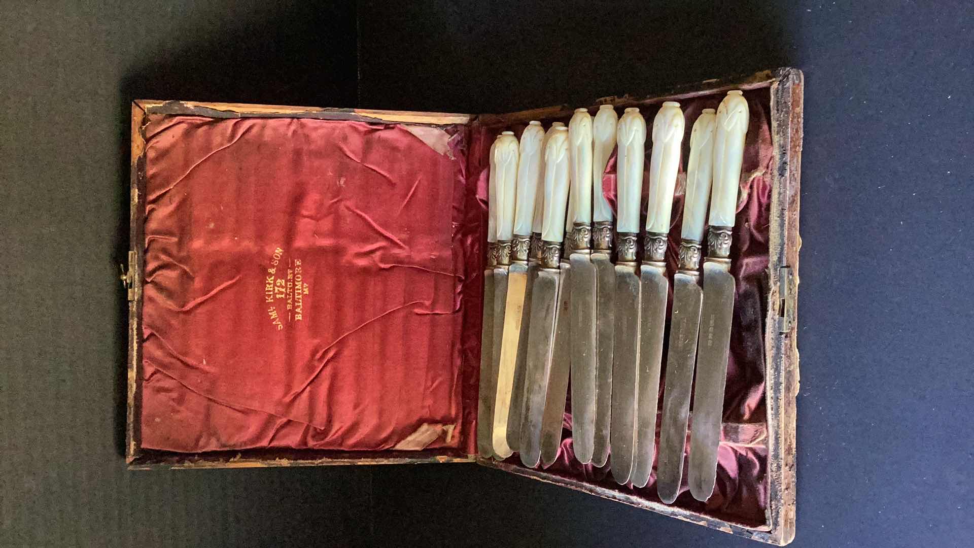 Photo 1 of ANTIQUE SAM KIRK AND SON 12 PICE KNIFE SET