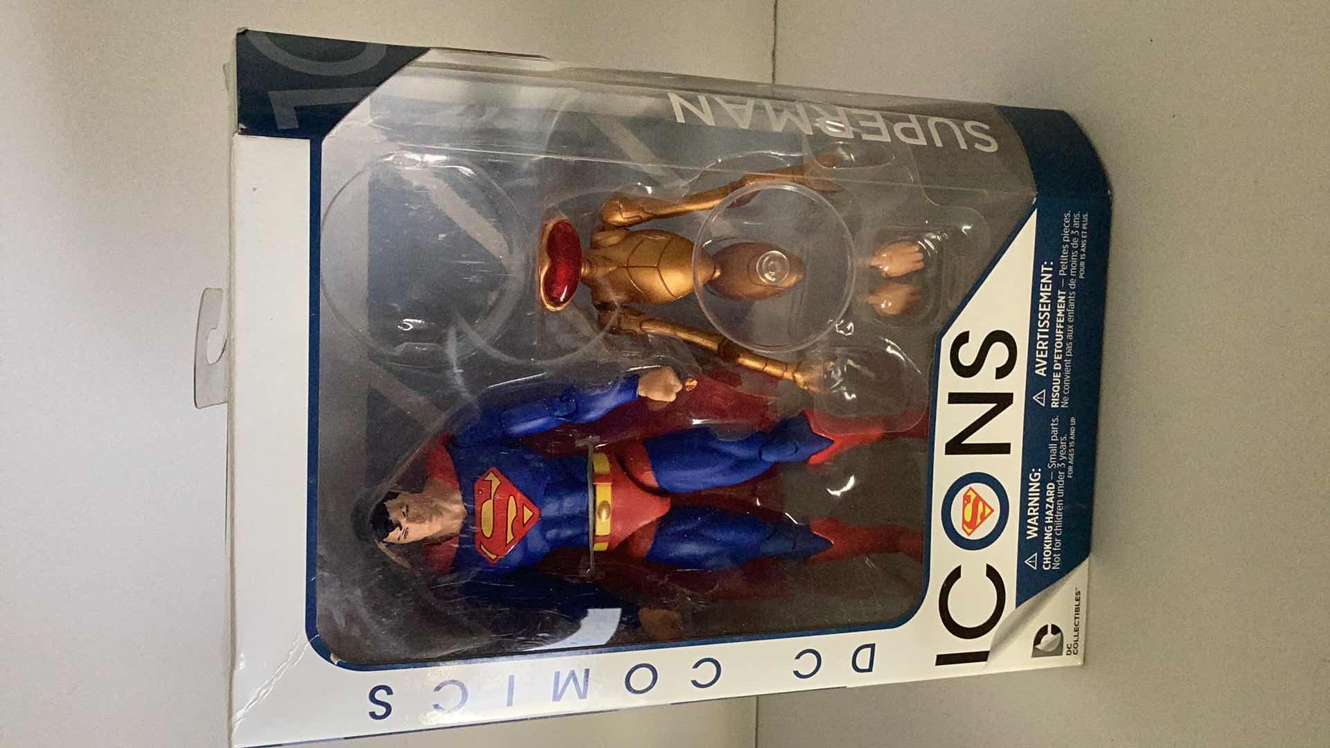 Photo 1 of SUPERMAN ICONS DC COLLECTIBLE