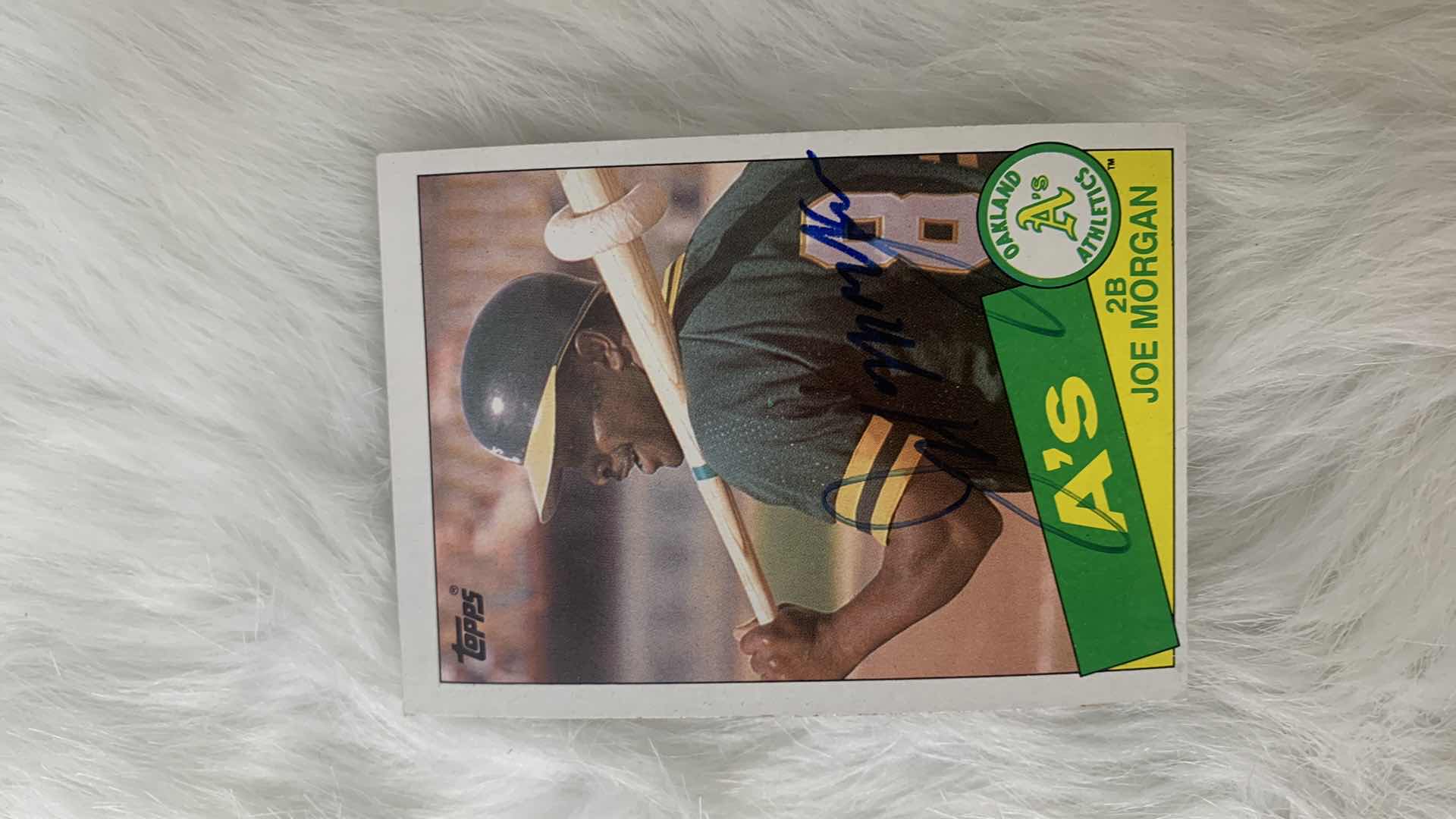 Photo 4 of COLLECTIBLE SIGNED JOE MORGAN BASEBALL CARD