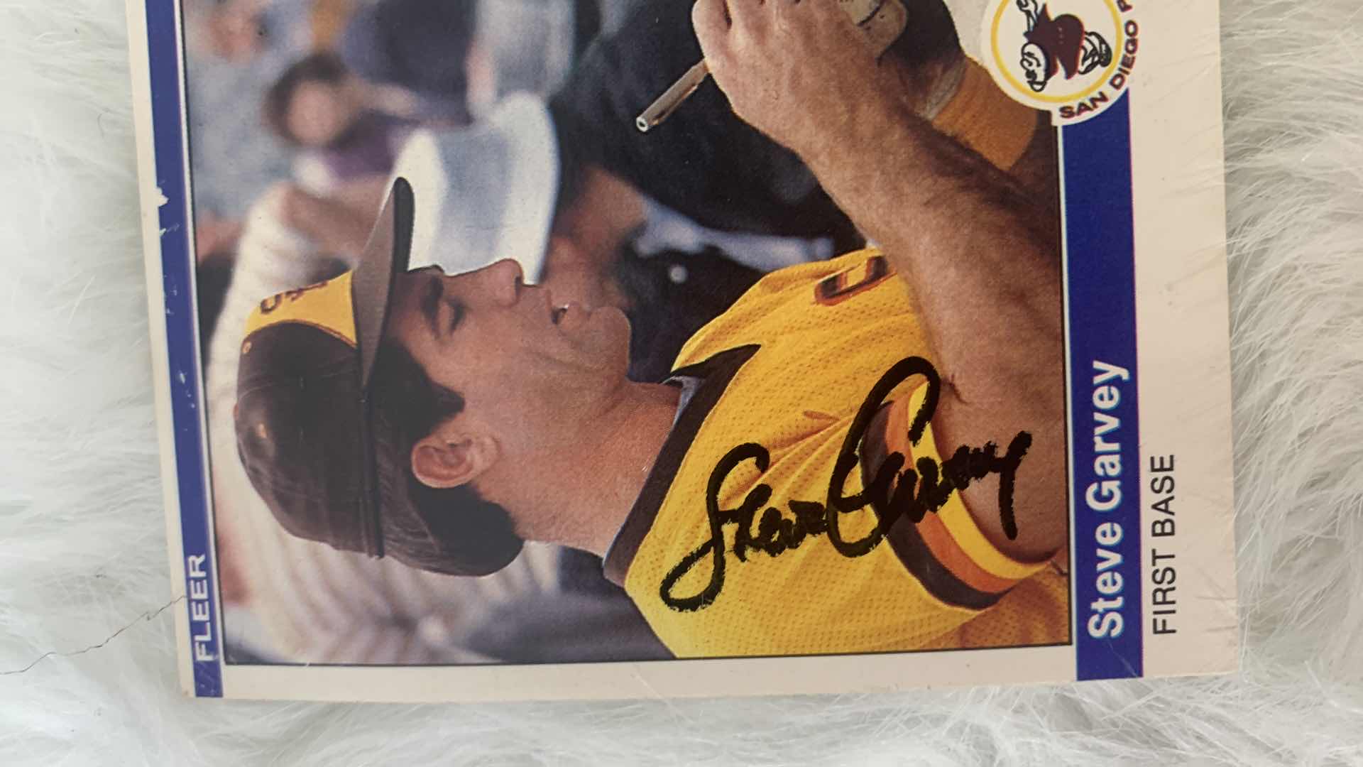 Photo 2 of COLLECTIBLE SIGNED STEVE GARVEY BASEBALL CARD