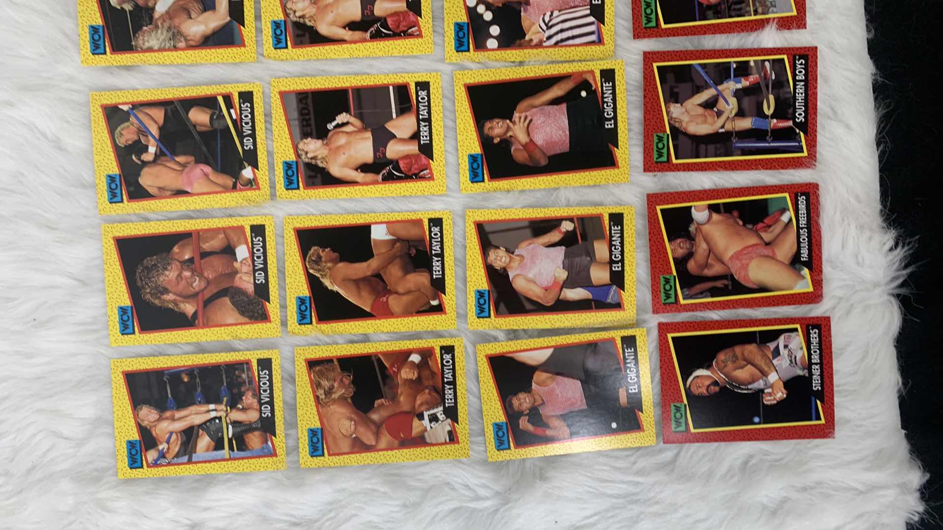 Photo 2 of 32- VINTAGE 1991 WCW WRESTLING CARDS