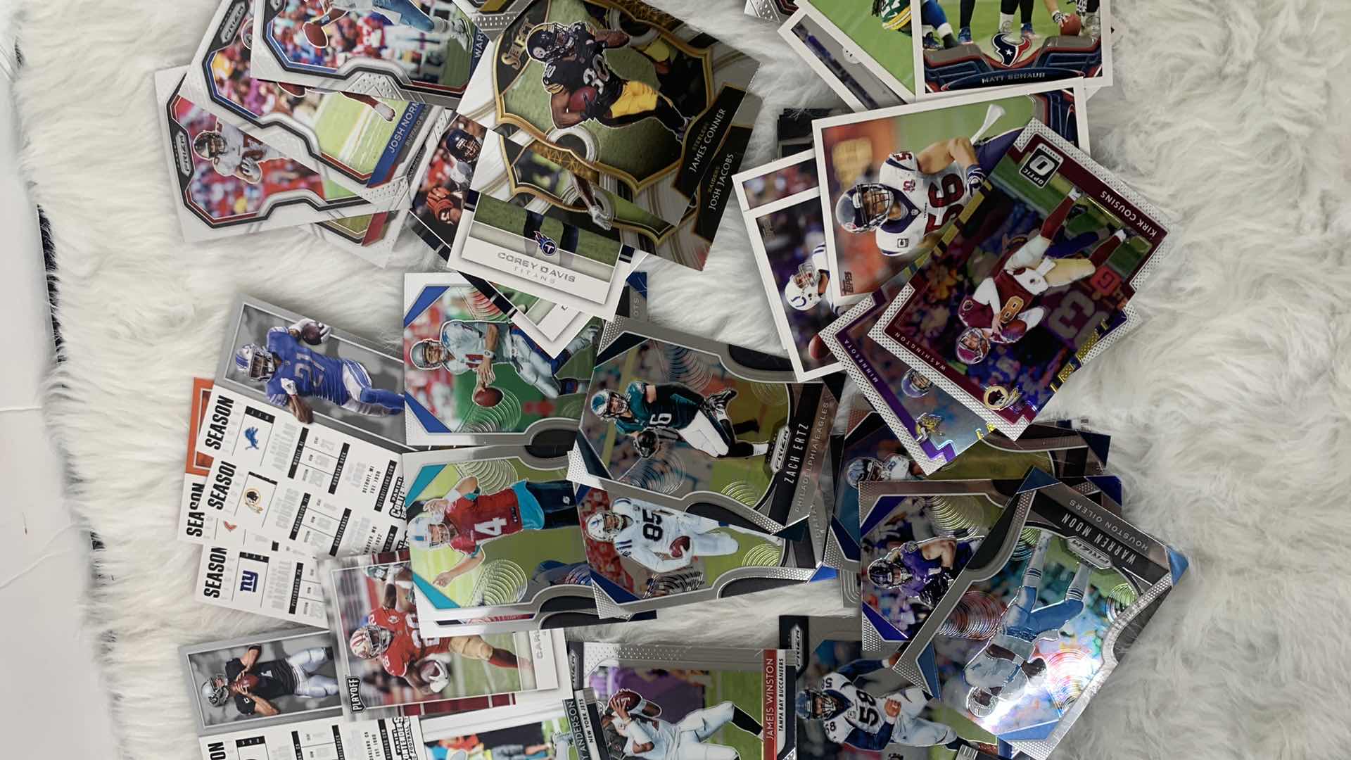 Photo 5 of STACK OF COLLECTIBLE FOOTBALL CARDS