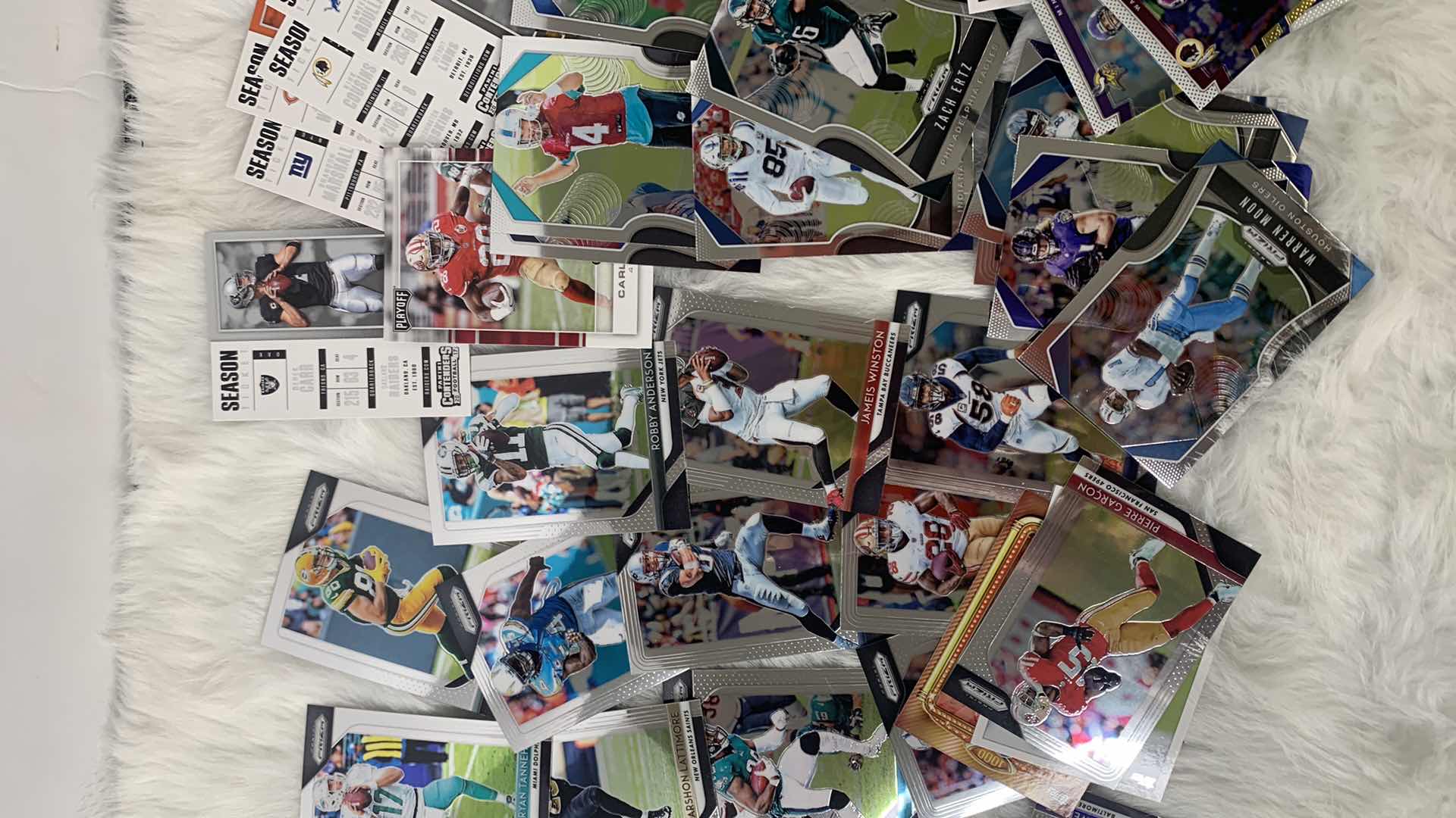 Photo 4 of STACK OF COLLECTIBLE FOOTBALL CARDS