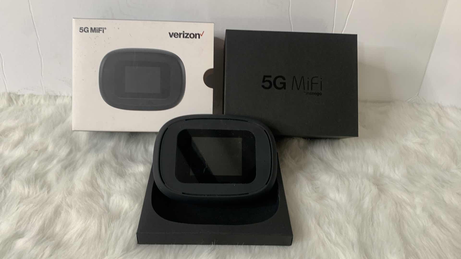 Photo 4 of VERIZON 5G MIFI, WIRELESS INTERNET ( no plug)