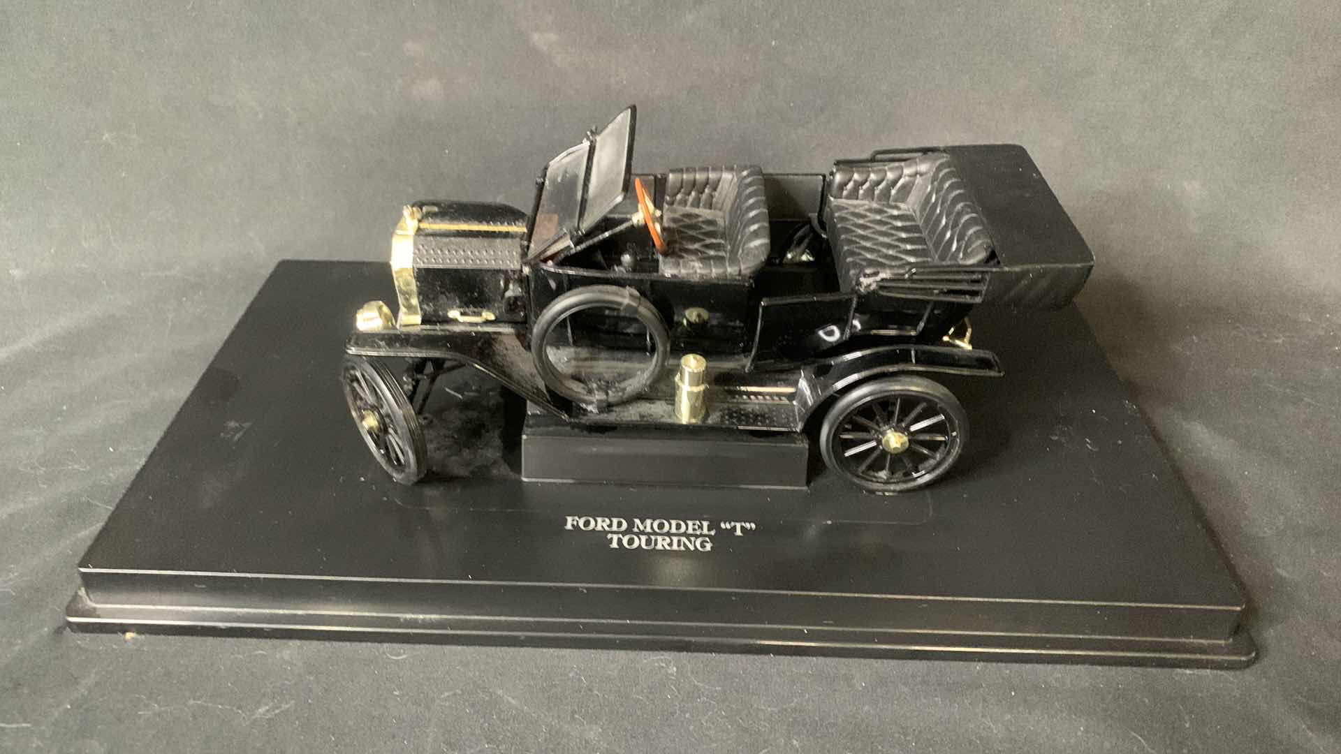 Photo 4 of REPLICA MODEL FORD MODEL T TOURING 8” x 4”