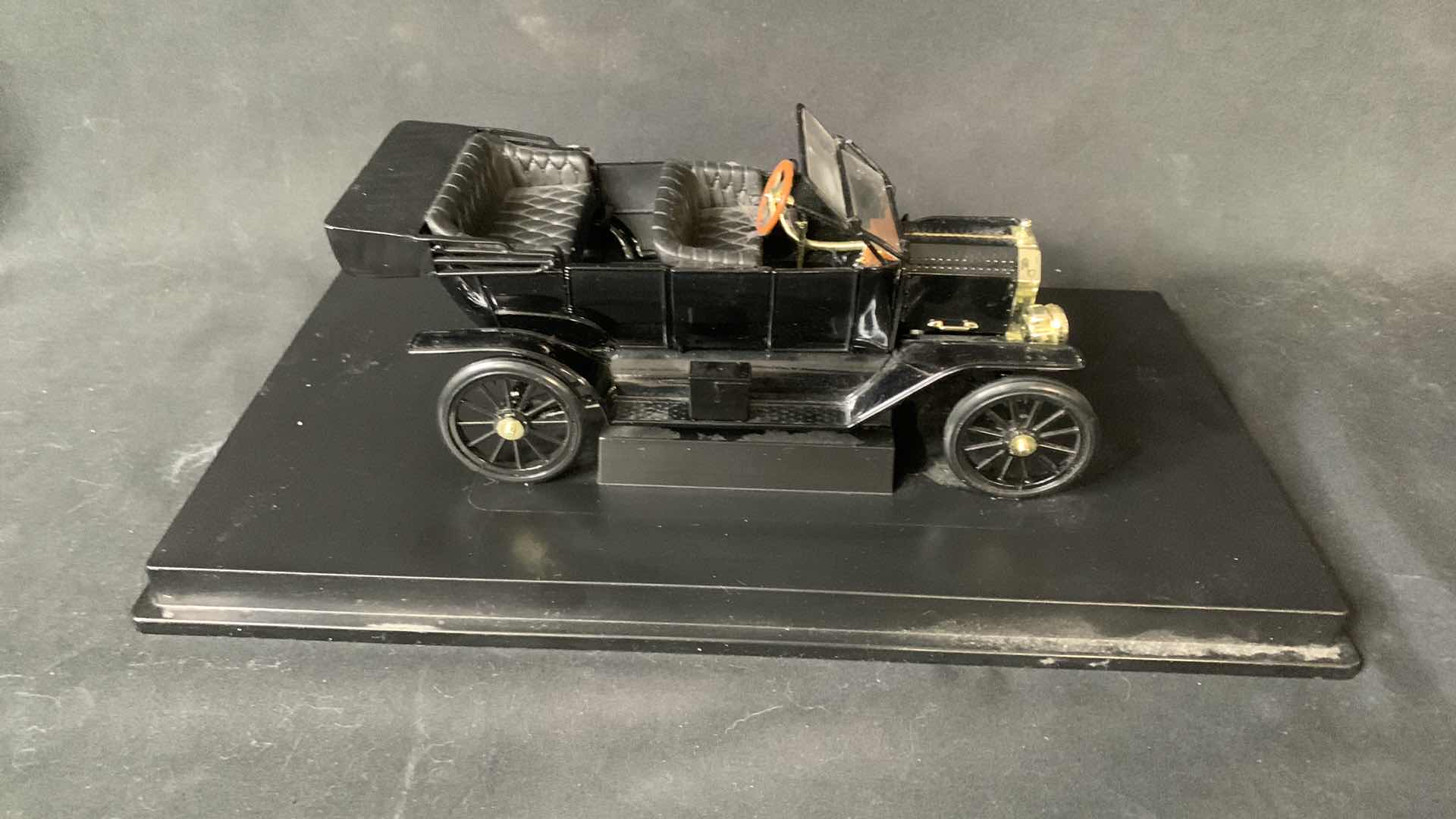 Photo 3 of REPLICA MODEL FORD MODEL T TOURING 8” x 4”