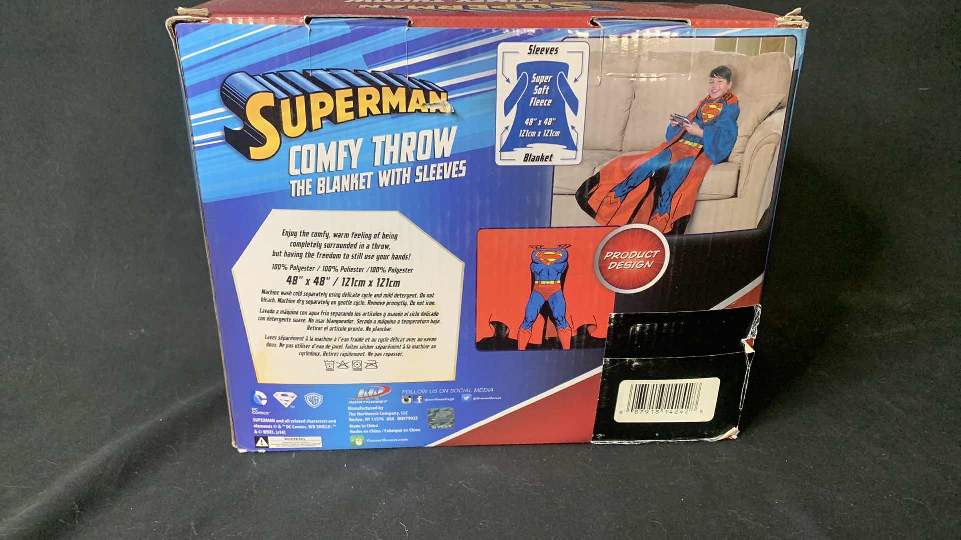 Photo 4 of NEW SUPERMAN COMFY THROW