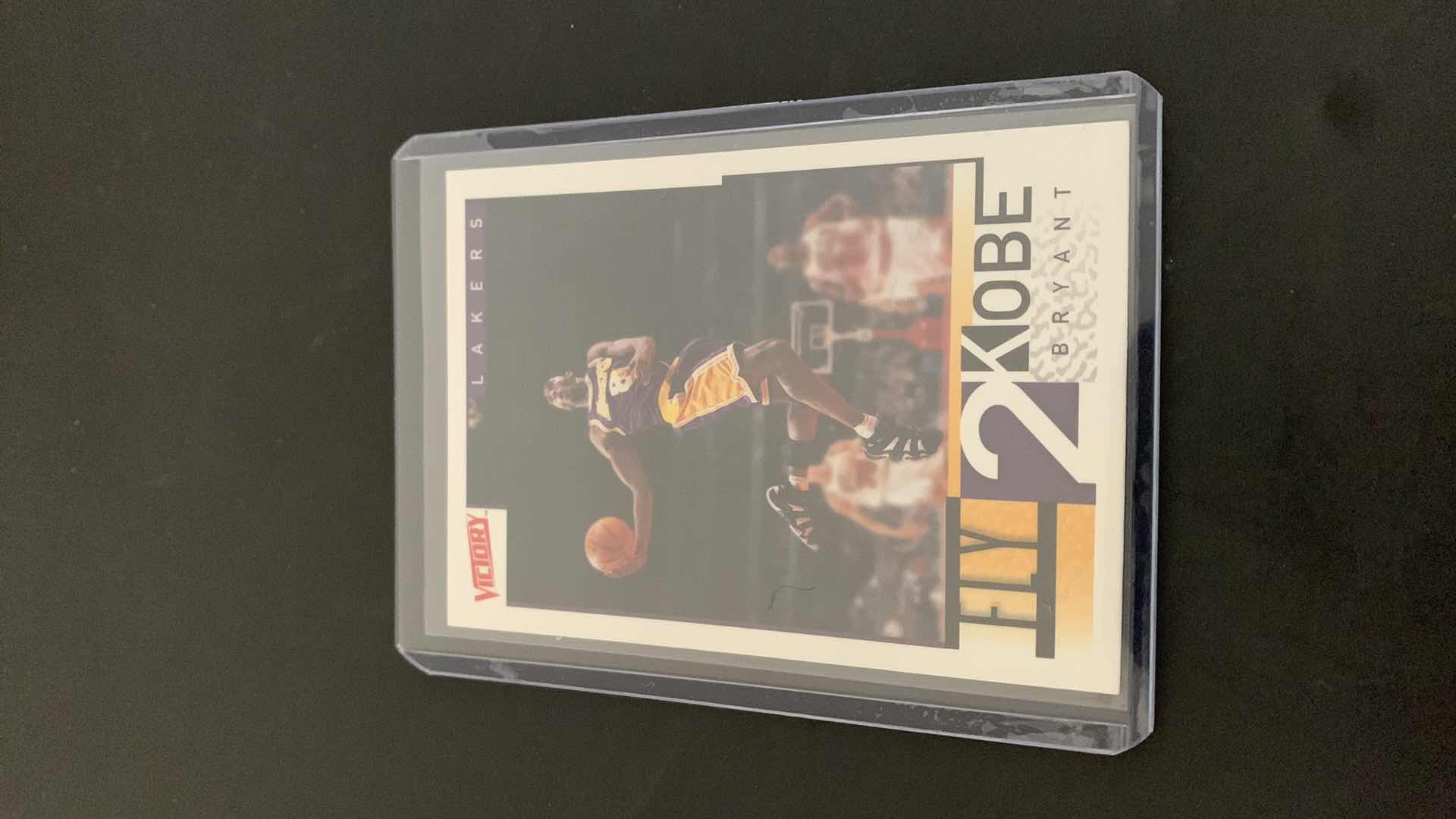 Photo 1 of 2000 UPPER DECK KOBE BRYANT LAKERS FLY 2 KOBE CARD