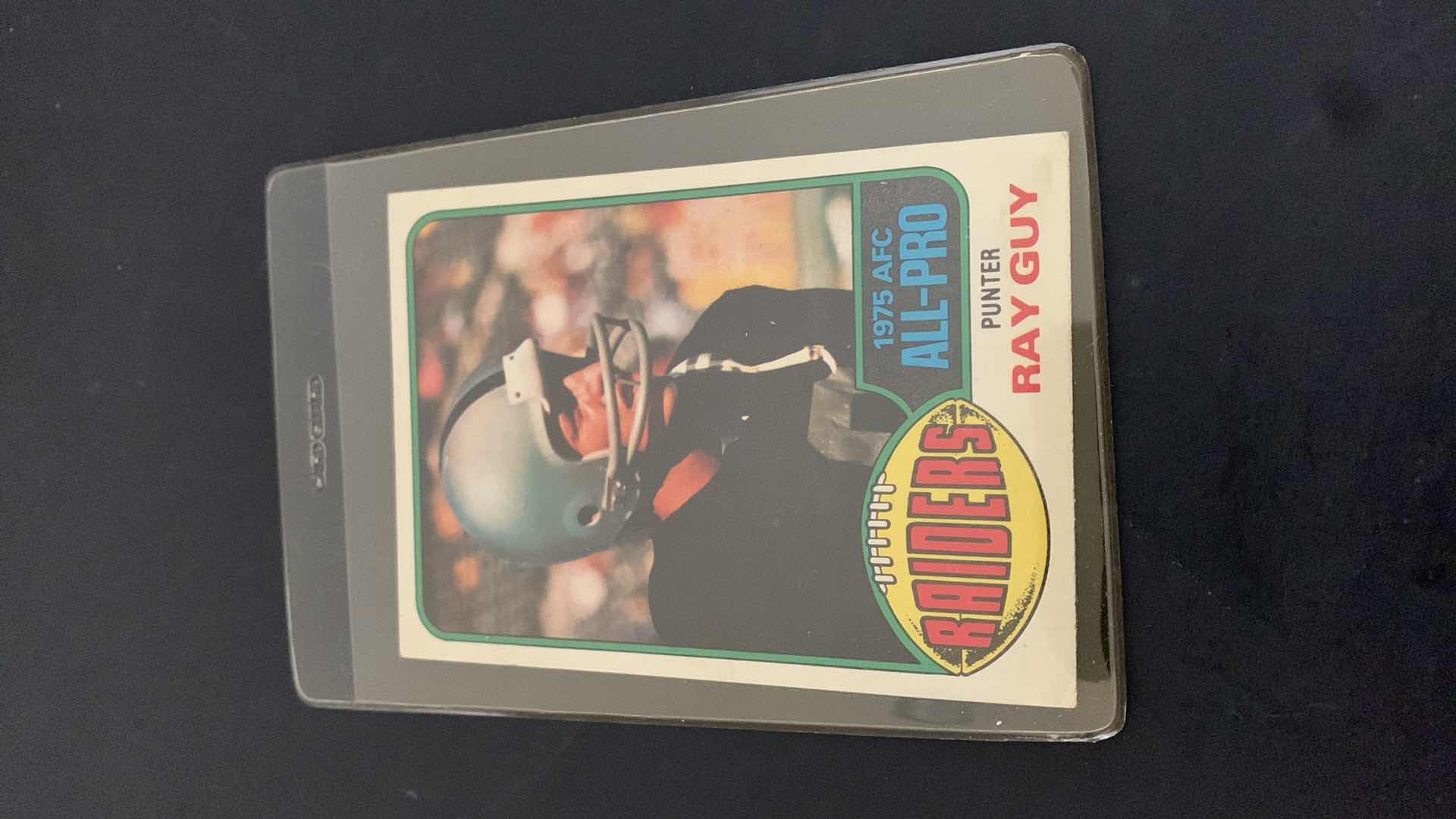 Photo 1 of 1976 TOPPS RAY GUY RAIDERS CARD