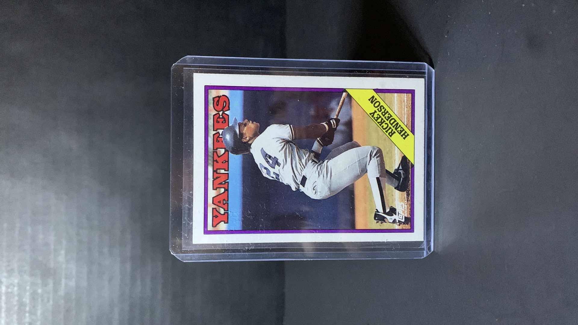 Photo 1 of 1988 TOPPS RICKEY HENDERSON YANKEES CARD