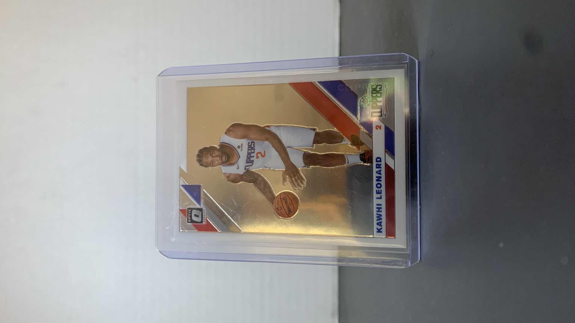 Photo 1 of 2020 PANINI KAWHI LEONARD CLIPPERS CARD