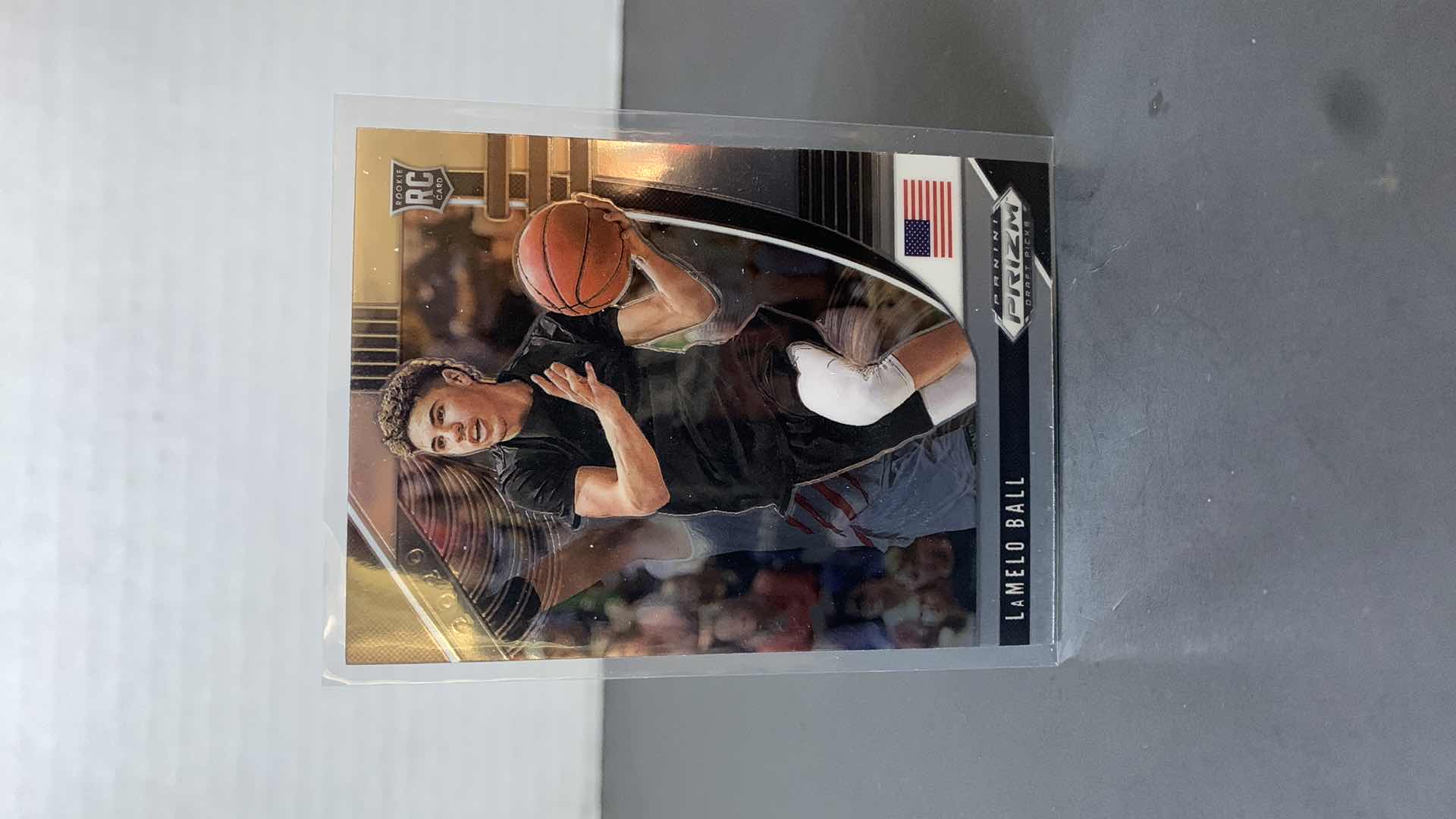 Photo 1 of 2020 PANINI LAMELO BALL ROOKIE CARD