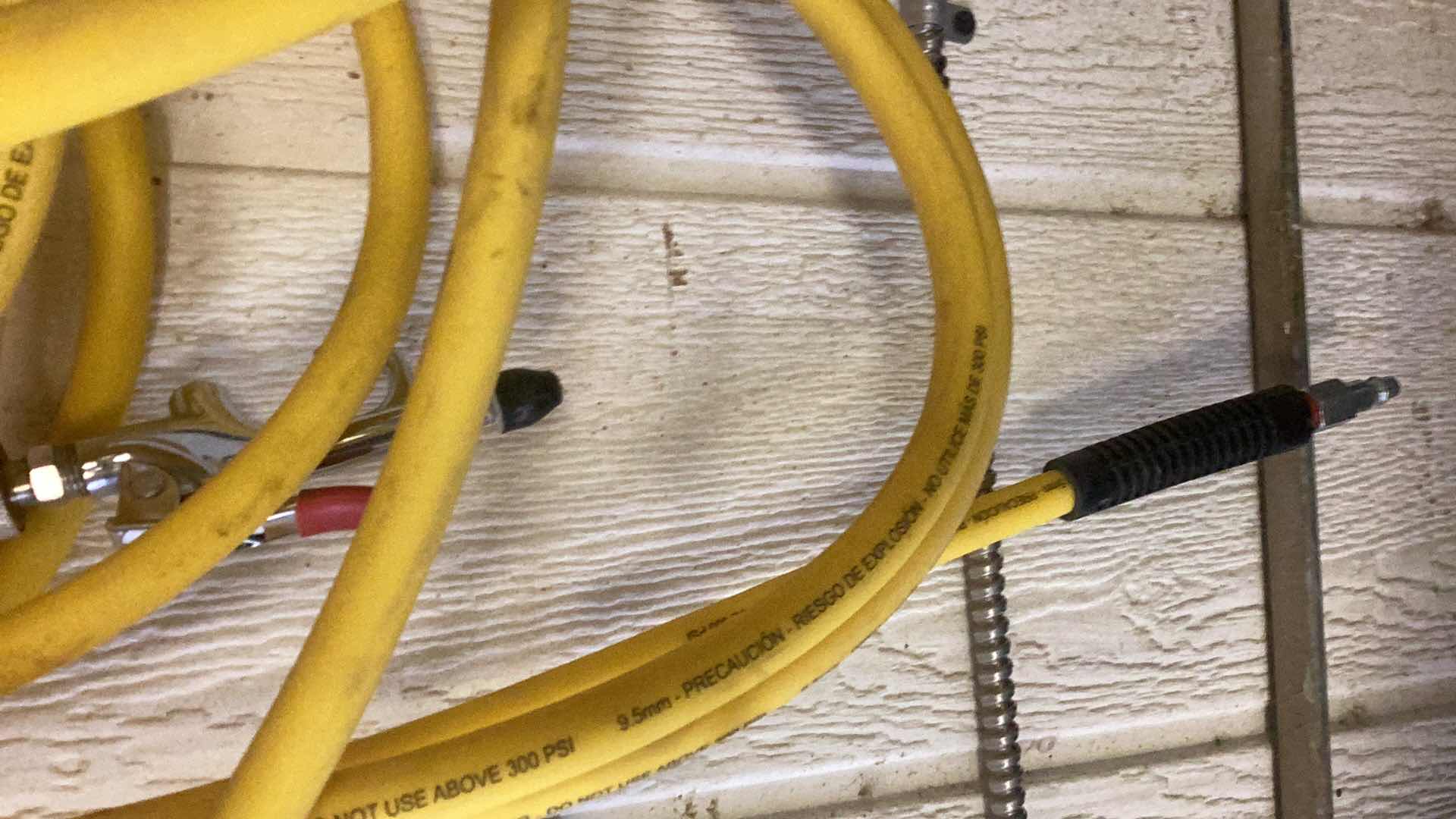 Photo 2 of HROMEE 3/8” PNEUMATIC HOSE