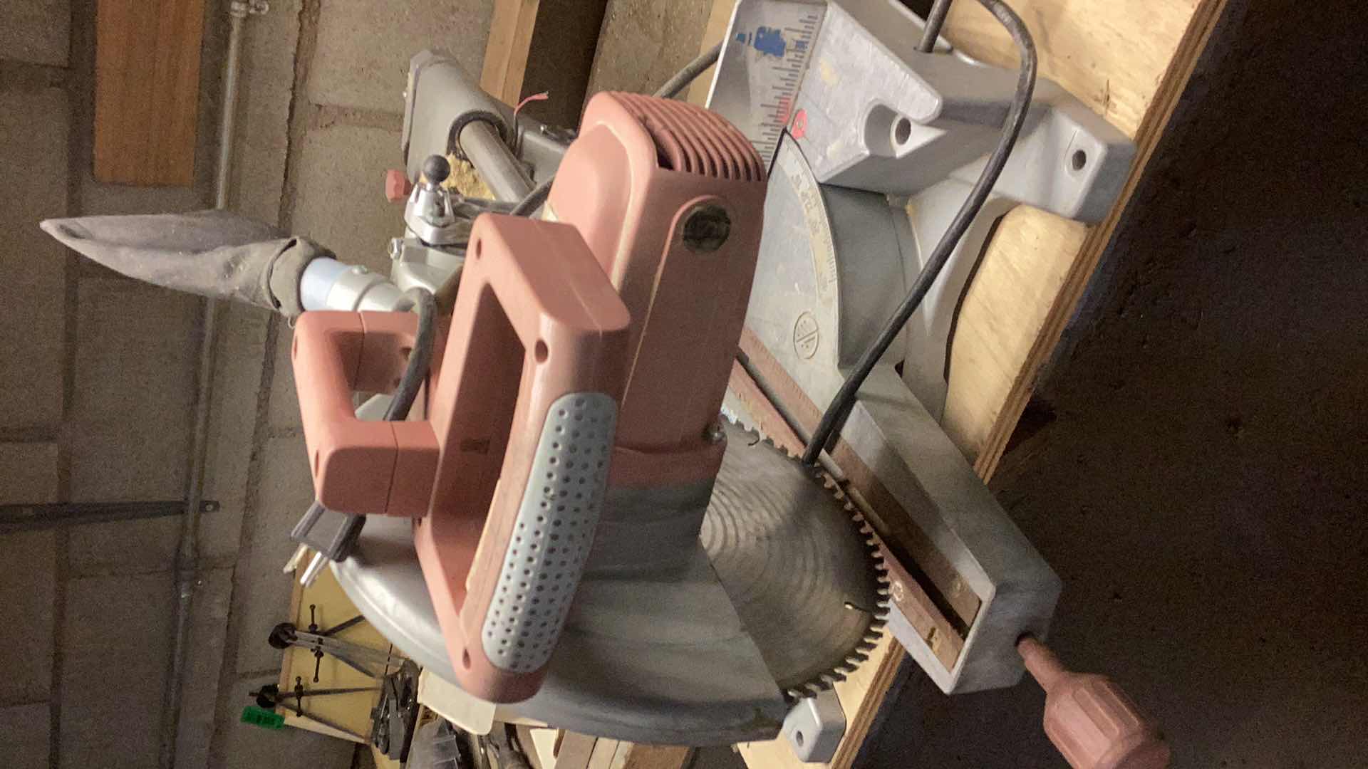 Photo 4 of CHICAGO ELECTRIC 12” COMPOUND SLIDE MITER SAW