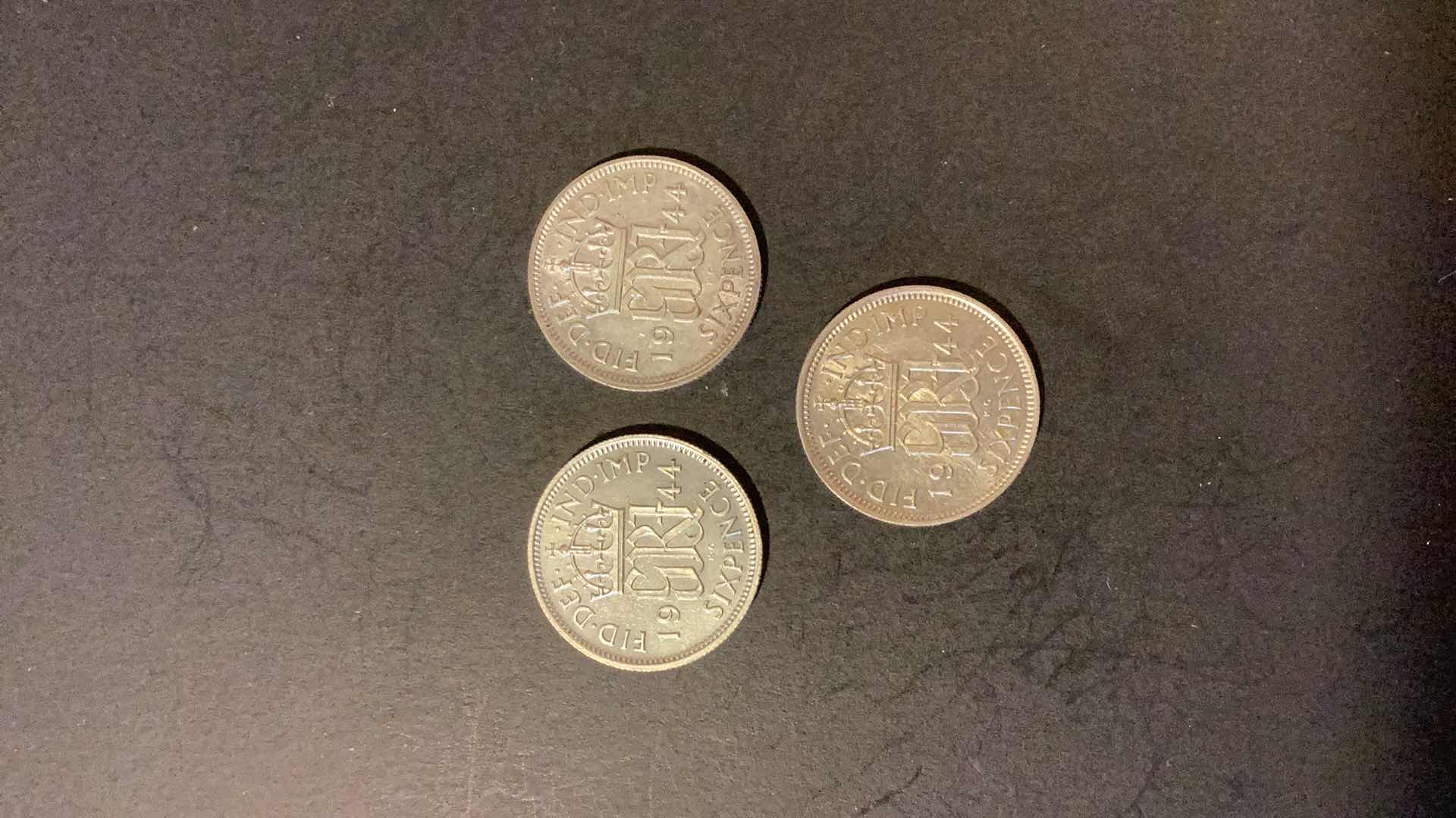 Photo 2 of GREAT BRITAIN 1944 6PENCE COINS