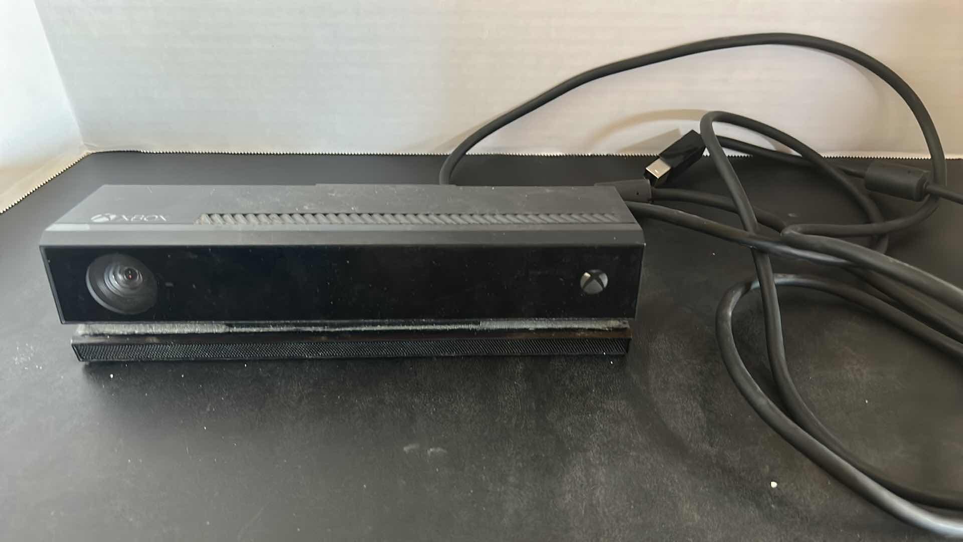 Photo 1 of XBOX ONE KINECT