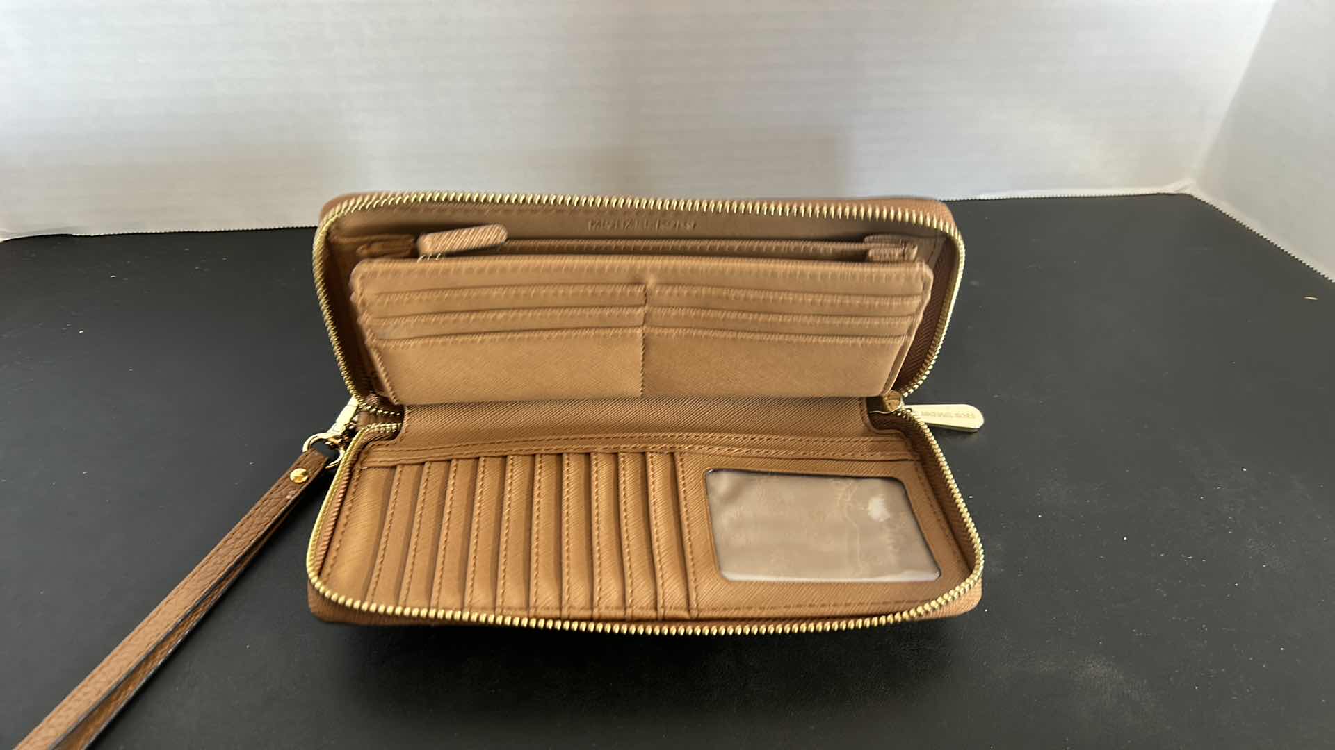 Photo 2 of MICHAEL KORS WRISTLET WALLET